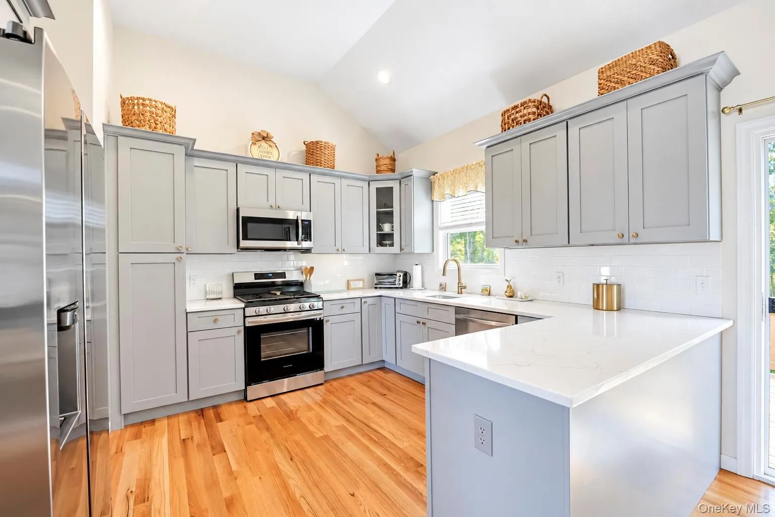 77 Maple Wood Lane, Riverhead, NY, 3 Bedrooms Bedrooms, 7 Rooms Rooms,2 BathroomsBathrooms,Residential,For Rent,Maple Wood,0,1057678 77 Maple Wood Lane, Riverhead, NY, 3 Bedrooms Bedrooms, 7 Rooms Rooms,2 BathroomsBathrooms,Residential,For Rent,Maple Wood,0,1057678