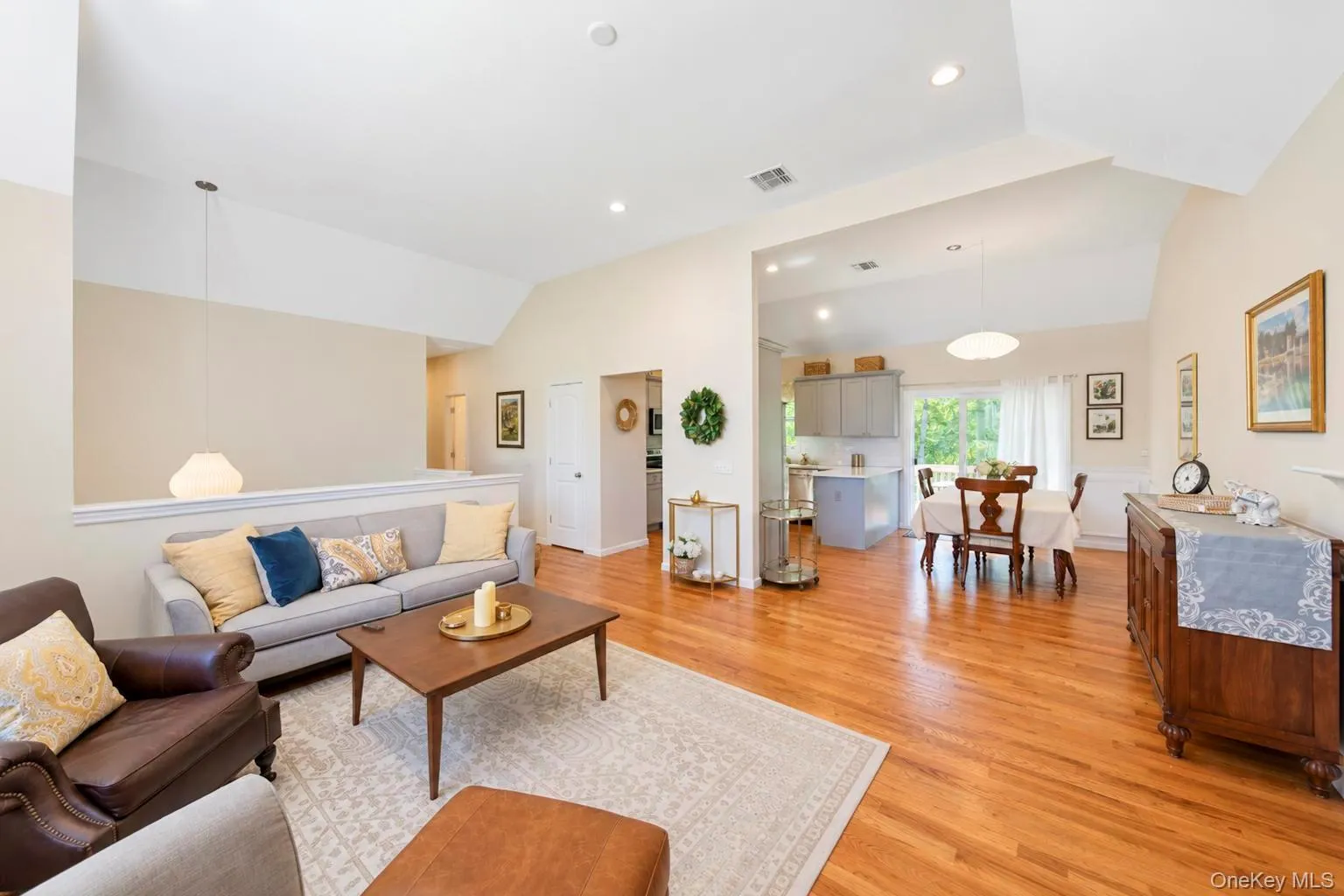 77 Maple Wood Lane, Riverhead, NY, 3 Bedrooms Bedrooms, 7 Rooms Rooms,2 BathroomsBathrooms,Residential,For Rent,Maple Wood,0,1057678 77 Maple Wood Lane, Riverhead, NY, 3 Bedrooms Bedrooms, 7 Rooms Rooms,2 BathroomsBathrooms,Residential,For Rent,Maple Wood,0,1057678