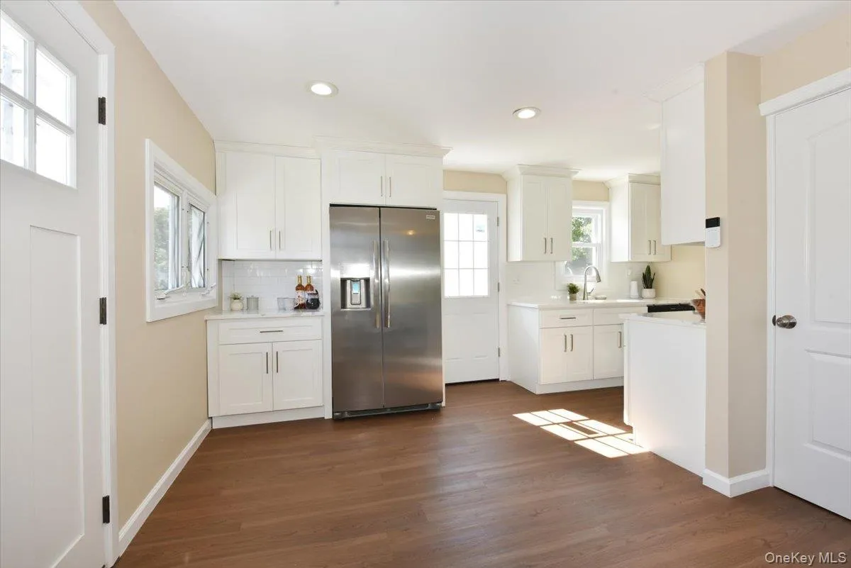 11 Grant Street, Hempstead, NY, 4 Bedrooms Bedrooms, 8 Rooms Rooms,2 BathroomsBathrooms,Residential,For Rent,Grant,0,1057680 11 Grant Street, Hempstead, NY, 4 Bedrooms Bedrooms, 8 Rooms Rooms,2 BathroomsBathrooms,Residential,For Rent,Grant,0,1057680