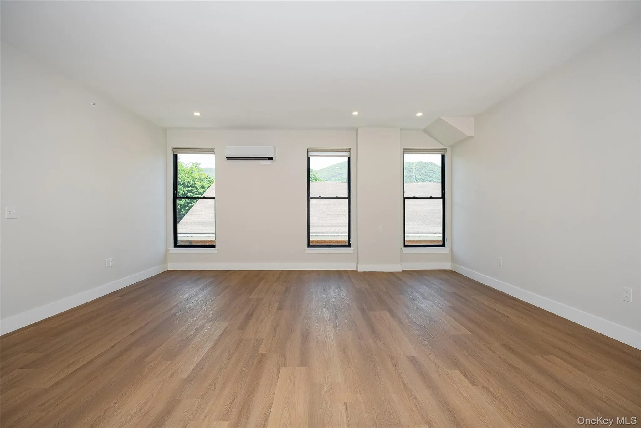 364 Main Street, Beacon, NY, 1 Bedroom Bedrooms, 3 Rooms Rooms,1 BathroomBathrooms,Residential Lease,For Rent,Main,0,1057686 364 Main Street, Beacon, NY, 1 Bedroom Bedrooms, 3 Rooms Rooms,1 BathroomBathrooms,Residential Lease,For Rent,Main,0,1057686