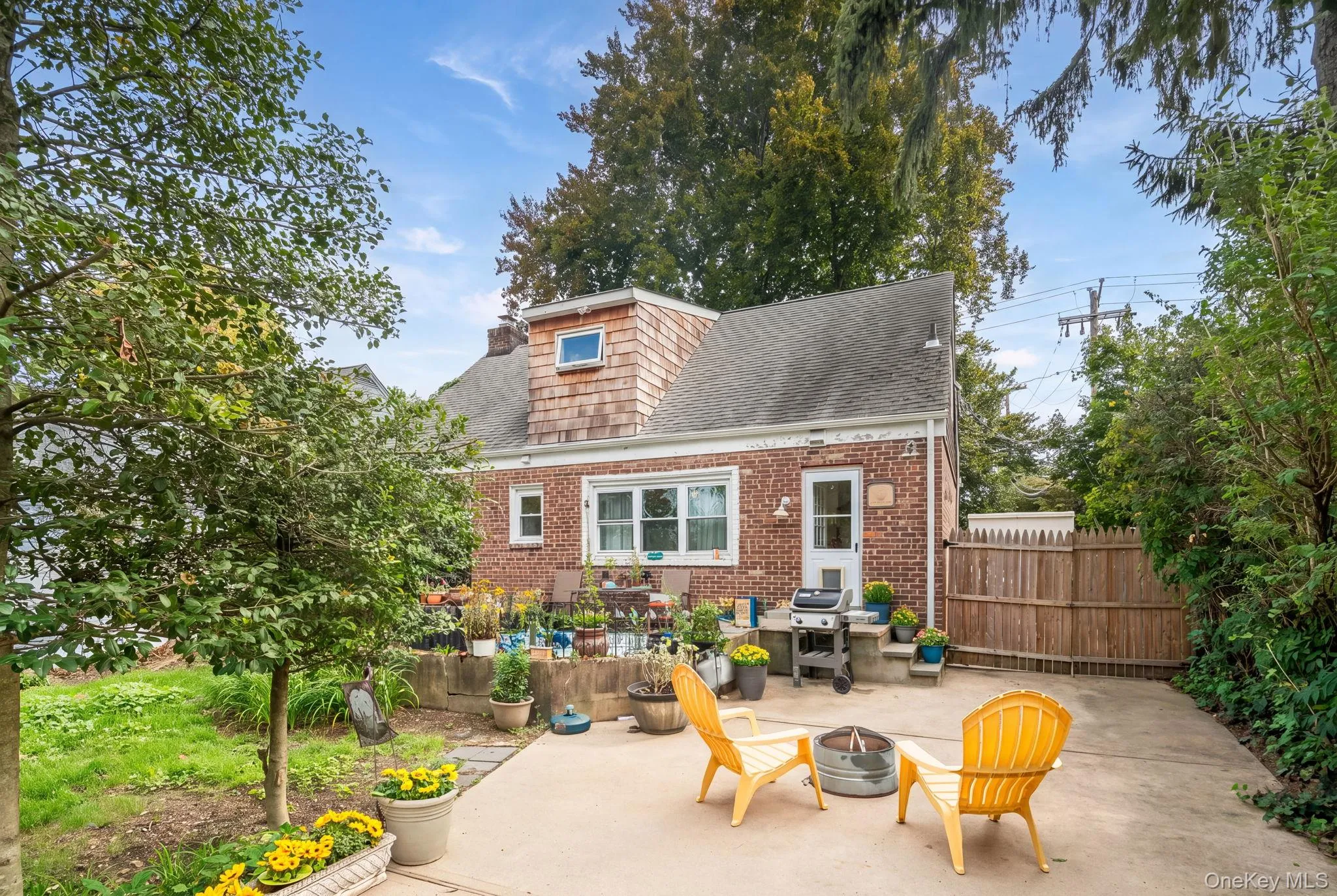 38 Middle Neck Road, North Hempstead, NY, 4 Bedrooms Bedrooms, 7 Rooms Rooms,2 BathroomsBathrooms,Residential,For Rent,Middle Neck,0,1057693 38 Middle Neck Road, North Hempstead, NY, 4 Bedrooms Bedrooms, 7 Rooms Rooms,2 BathroomsBathrooms,Residential,For Rent,Middle Neck,0,1057693