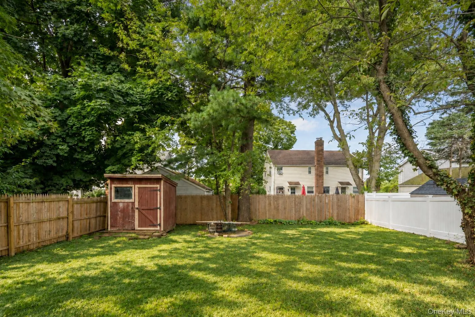 38 Middle Neck Road, North Hempstead, NY, 4 Bedrooms Bedrooms, 7 Rooms Rooms,2 BathroomsBathrooms,Residential,For Rent,Middle Neck,0,1057693 38 Middle Neck Road, North Hempstead, NY, 4 Bedrooms Bedrooms, 7 Rooms Rooms,2 BathroomsBathrooms,Residential,For Rent,Middle Neck,0,1057693