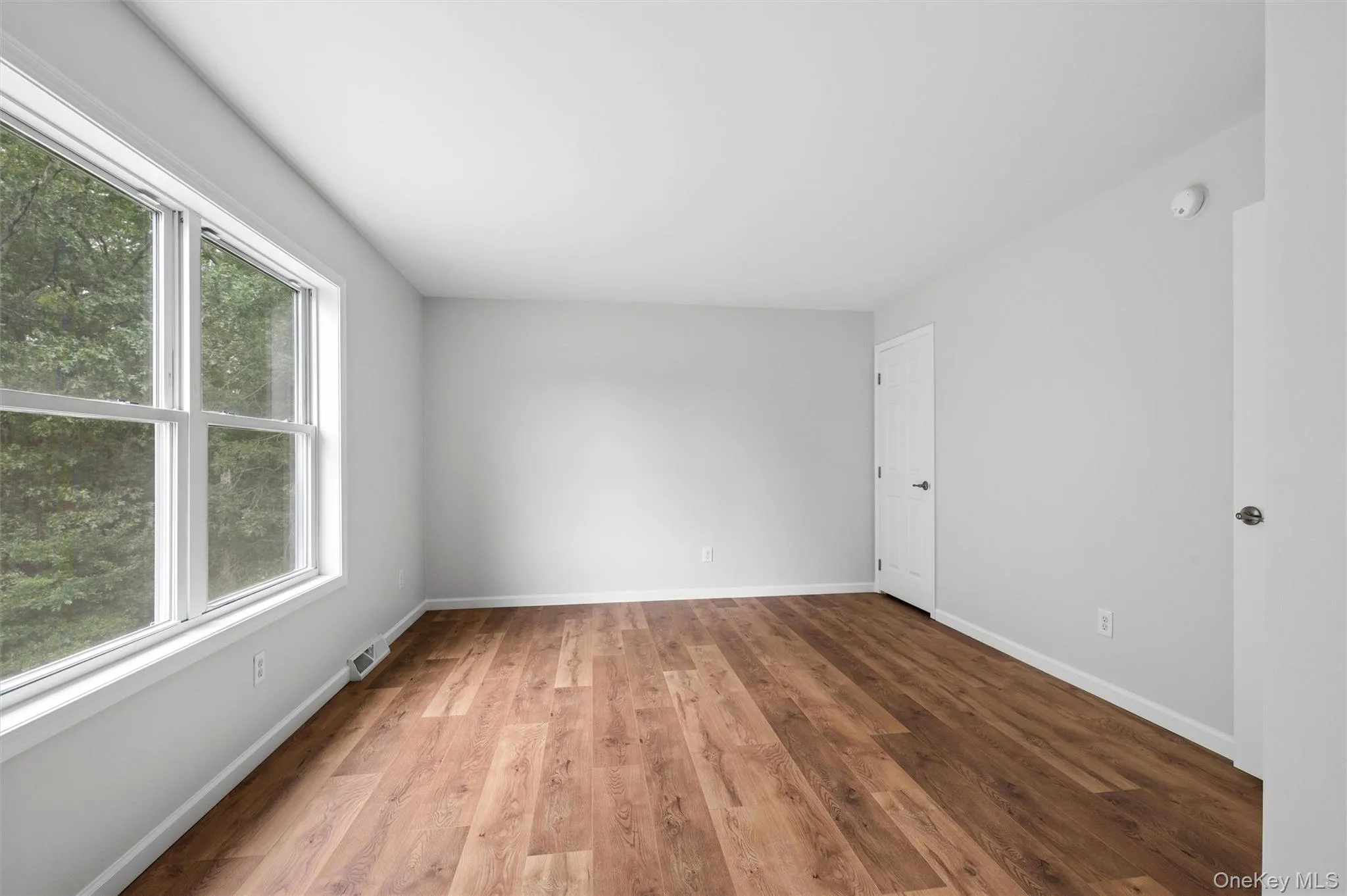 147A Old Country Rd, Southampton, NY, 3 Bedrooms Bedrooms, 6 Rooms Rooms,2 BathroomsBathrooms,Residential,For Rent,Old Country Rd,0,1057697 147A Old Country Rd, Southampton, NY, 3 Bedrooms Bedrooms, 6 Rooms Rooms,2 BathroomsBathrooms,Residential,For Rent,Old Country Rd,0,1057697