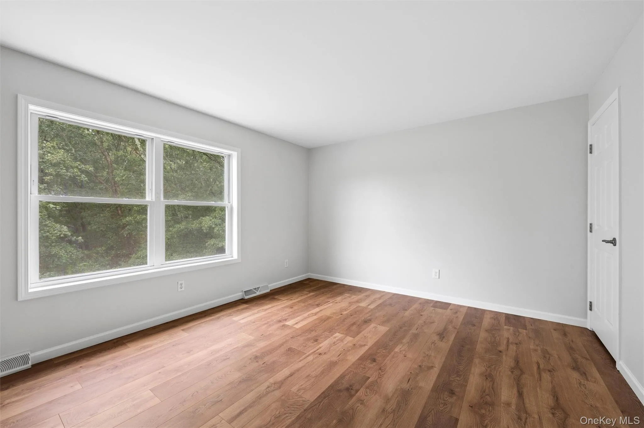 147A Old Country Rd, Southampton, NY, 3 Bedrooms Bedrooms, 6 Rooms Rooms,2 BathroomsBathrooms,Residential,For Rent,Old Country Rd,0,1057697 147A Old Country Rd, Southampton, NY, 3 Bedrooms Bedrooms, 6 Rooms Rooms,2 BathroomsBathrooms,Residential,For Rent,Old Country Rd,0,1057697