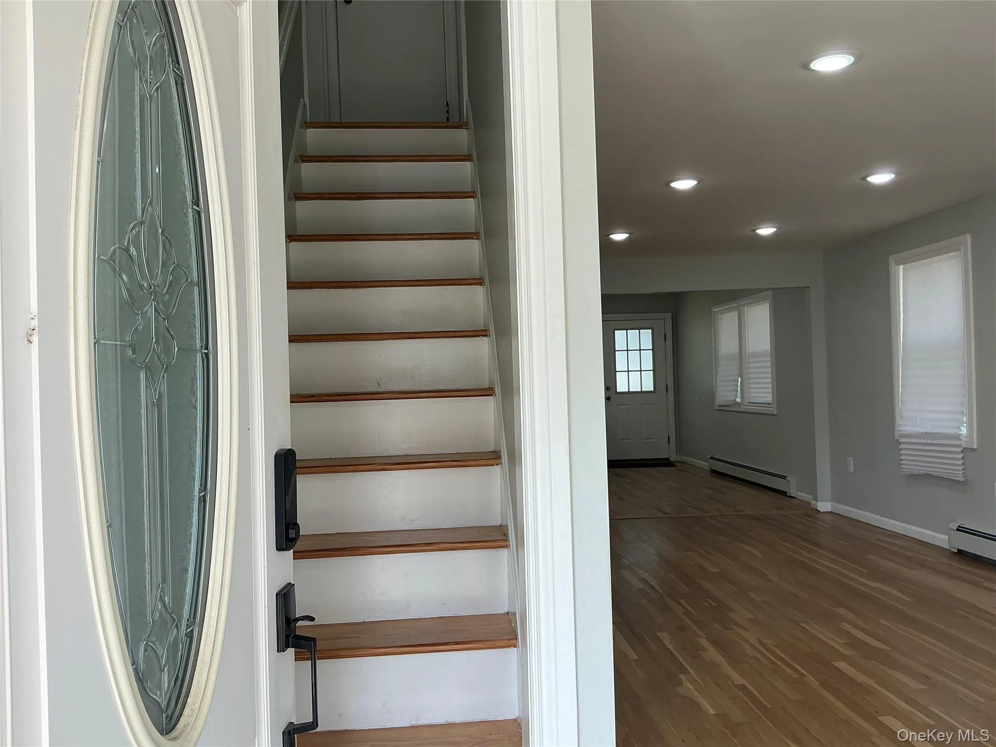 1316 6 Street, Babylon, NY, 4 Bedrooms Bedrooms, 9 Rooms Rooms,1 BathroomBathrooms,Residential,For Rent,6,0,1057705 1316 6 Street, Babylon, NY, 4 Bedrooms Bedrooms, 9 Rooms Rooms,1 BathroomBathrooms,Residential,For Rent,6,0,1057705