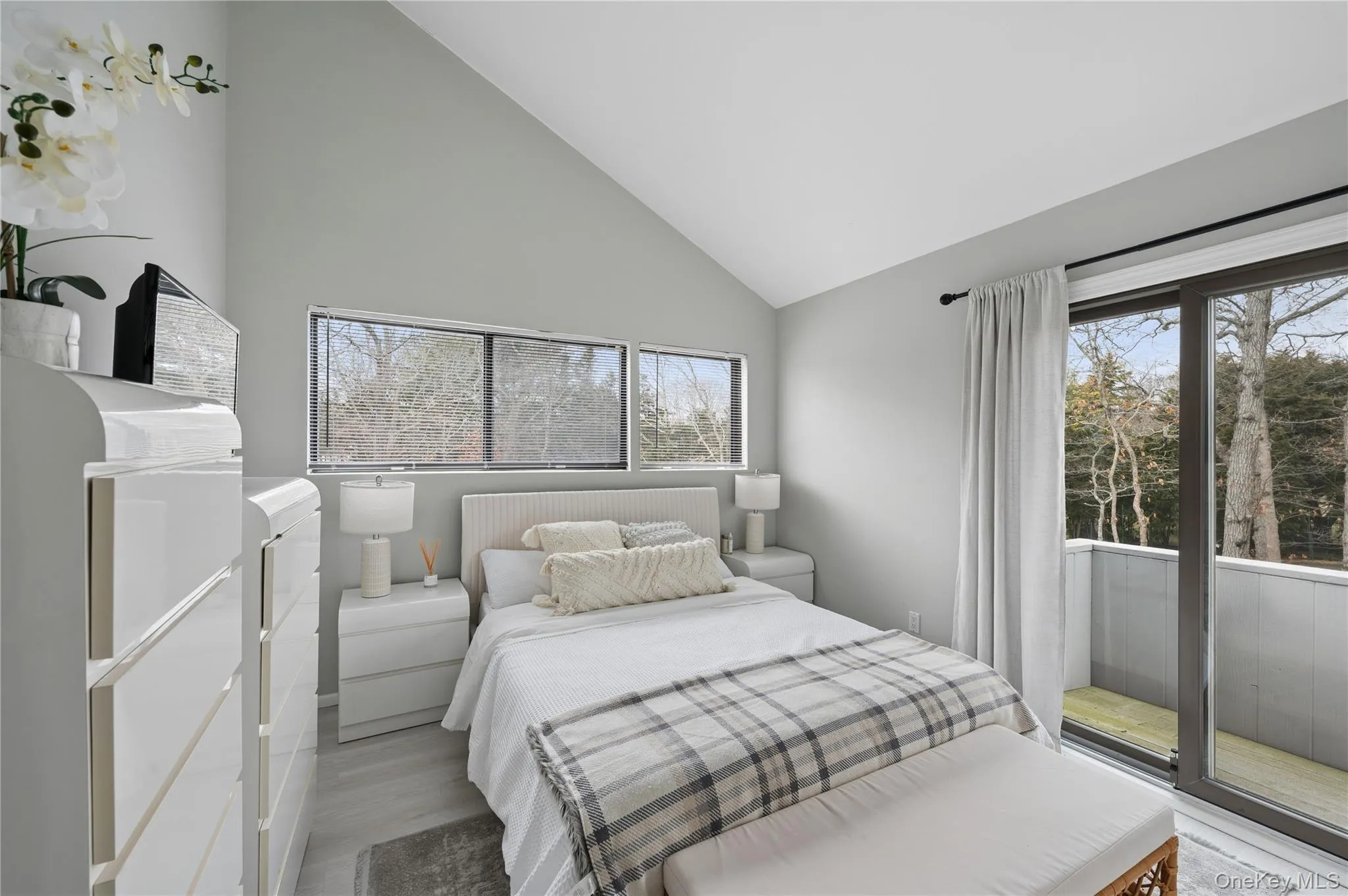 15 Quarter Road, Southampton, NY, 4 Bedroom Bedrooms, 10 Room Rooms,3 BathroomBathrooms,Residential Lease,For Rent,Quarter,0,1057706 15 Quarter Road, Southampton, NY, 4 Bedroom Bedrooms, 10 Room Rooms,3 BathroomBathrooms,Residential Lease,For Rent,Quarter,0,1057706