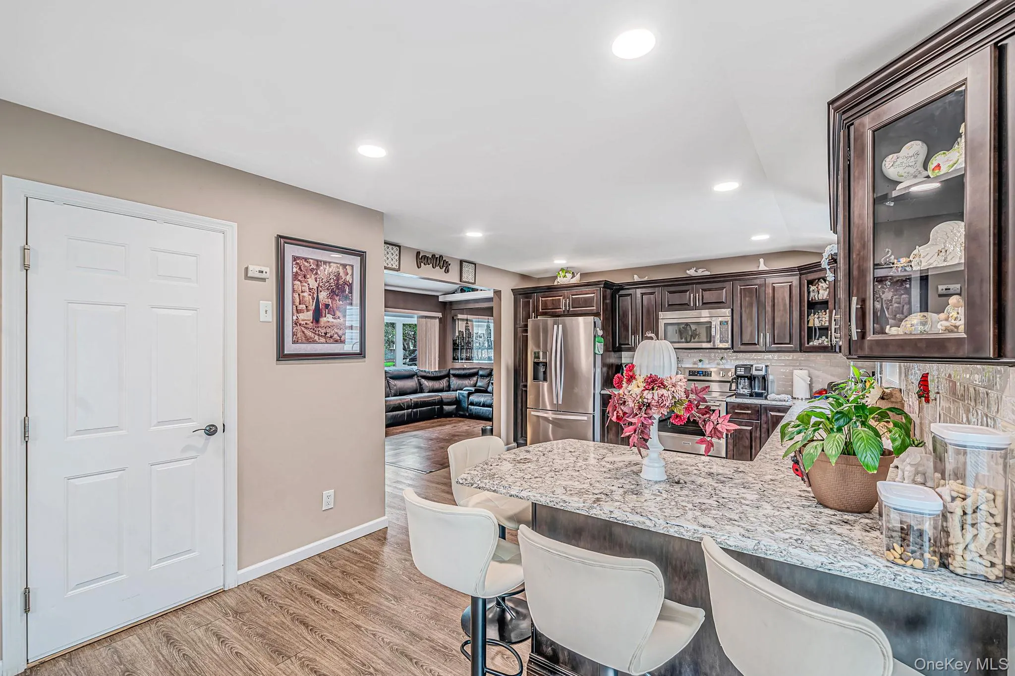 179 Ford Street, Islip, NY, 4 Bedrooms Bedrooms, 8 Rooms Rooms,1 BathroomBathrooms,Residential,For Rent,Ford,0,1057708 179 Ford Street, Islip, NY, 4 Bedrooms Bedrooms, 8 Rooms Rooms,1 BathroomBathrooms,Residential,For Rent,Ford,0,1057708