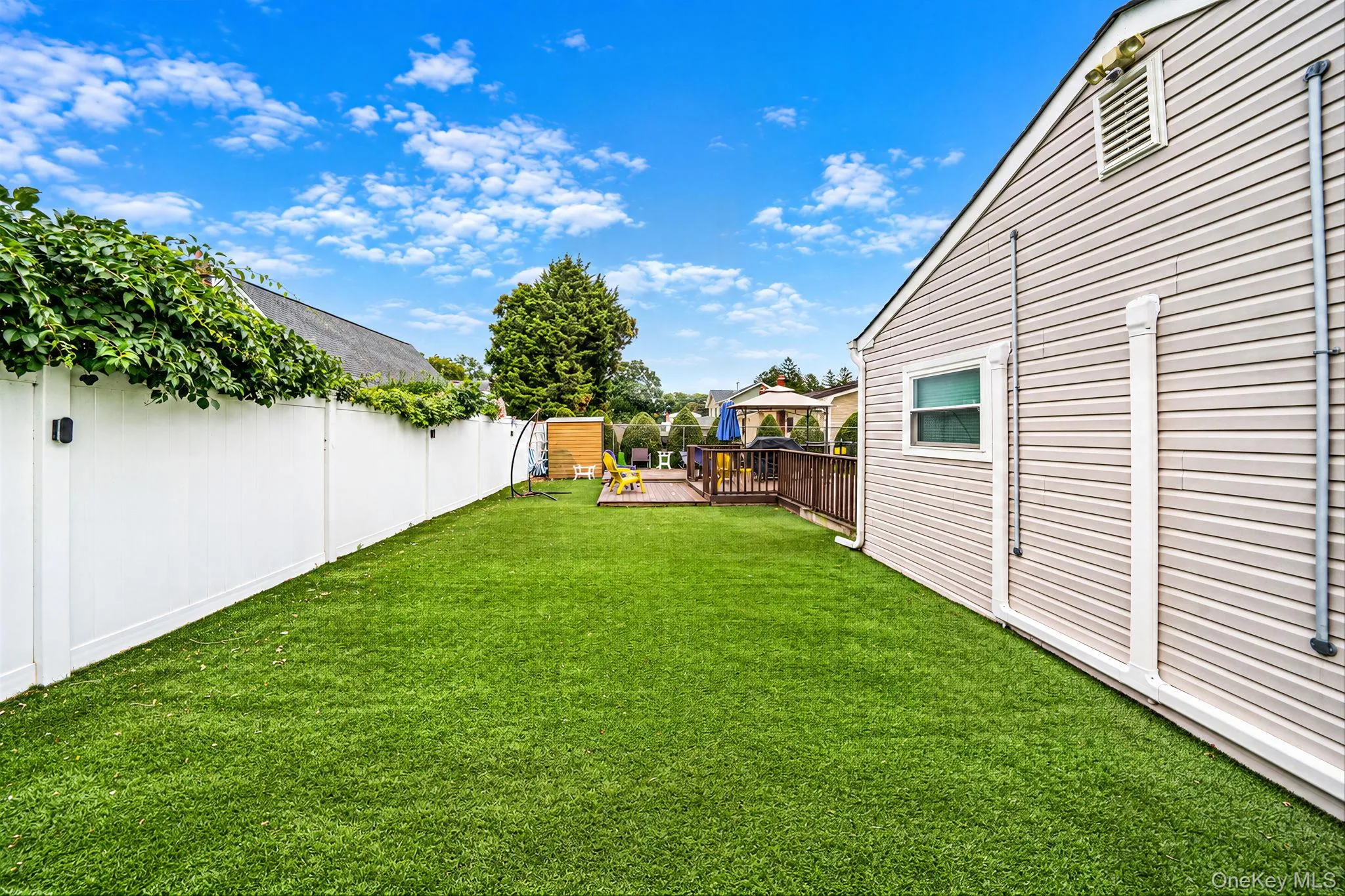 179 Ford Street, Islip, NY, 4 Bedrooms Bedrooms, 8 Rooms Rooms,1 BathroomBathrooms,Residential,For Rent,Ford,0,1057708 179 Ford Street, Islip, NY, 4 Bedrooms Bedrooms, 8 Rooms Rooms,1 BathroomBathrooms,Residential,For Rent,Ford,0,1057708