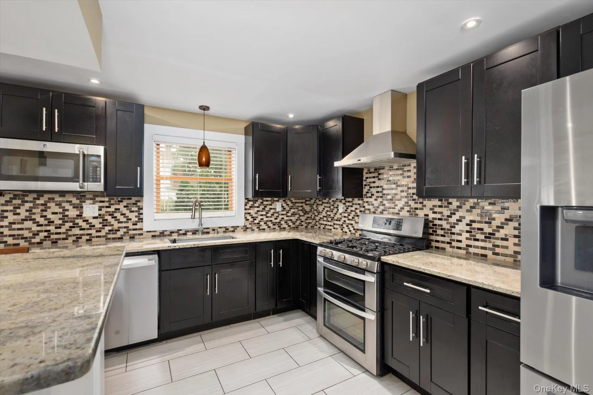 234 Foxhurst Road, Hempstead, NY, 5 Bedrooms Bedrooms, 9 Rooms Rooms,3 BathroomsBathrooms,Residential,For Rent,Foxhurst,0,1057709 234 Foxhurst Road, Hempstead, NY, 5 Bedrooms Bedrooms, 9 Rooms Rooms,3 BathroomsBathrooms,Residential,For Rent,Foxhurst,0,1057709
