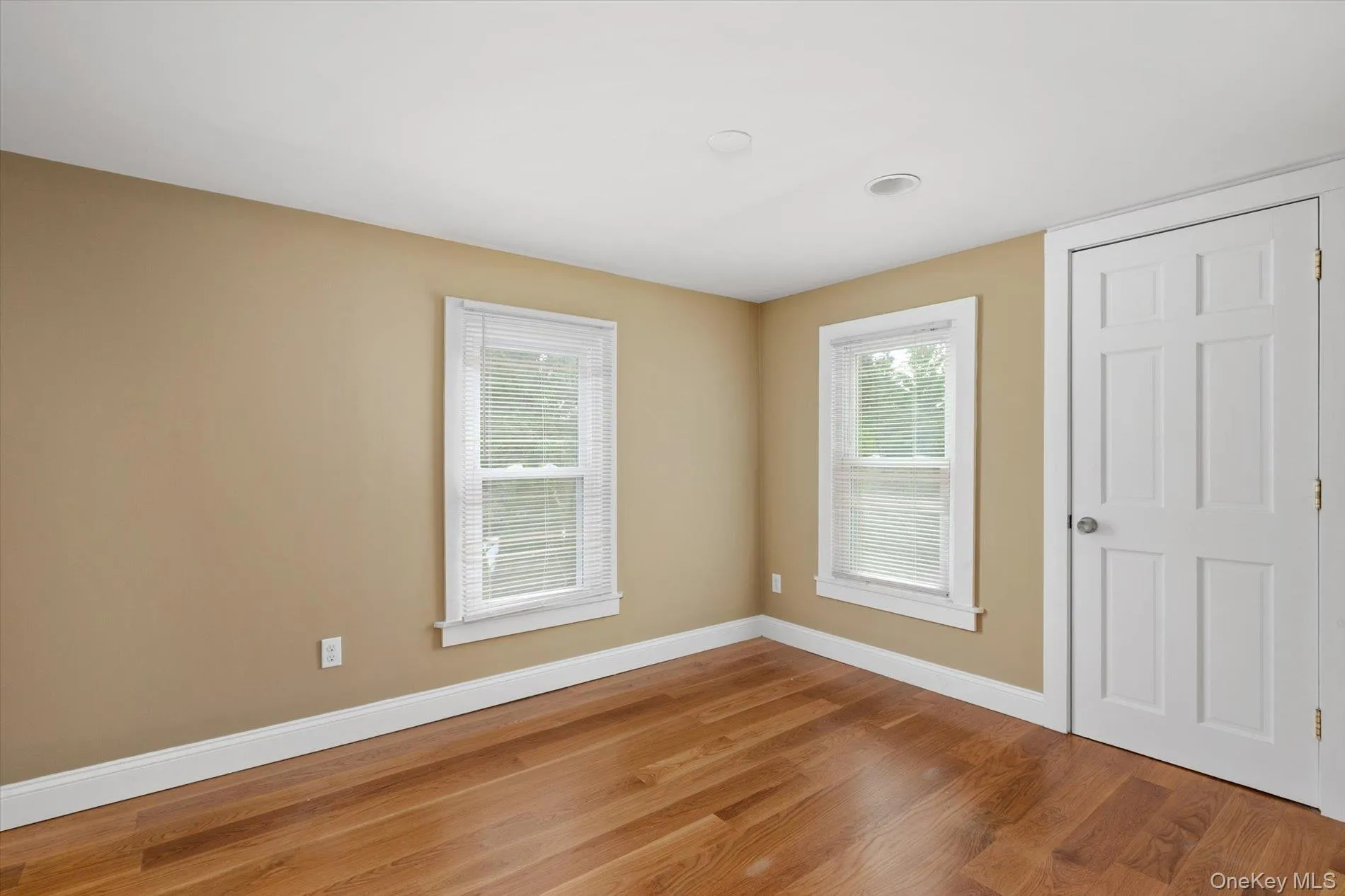 234 Foxhurst Road, Hempstead, NY, 5 Bedrooms Bedrooms, 9 Rooms Rooms,3 BathroomsBathrooms,Residential,For Rent,Foxhurst,0,1057709 234 Foxhurst Road, Hempstead, NY, 5 Bedrooms Bedrooms, 9 Rooms Rooms,3 BathroomsBathrooms,Residential,For Rent,Foxhurst,0,1057709