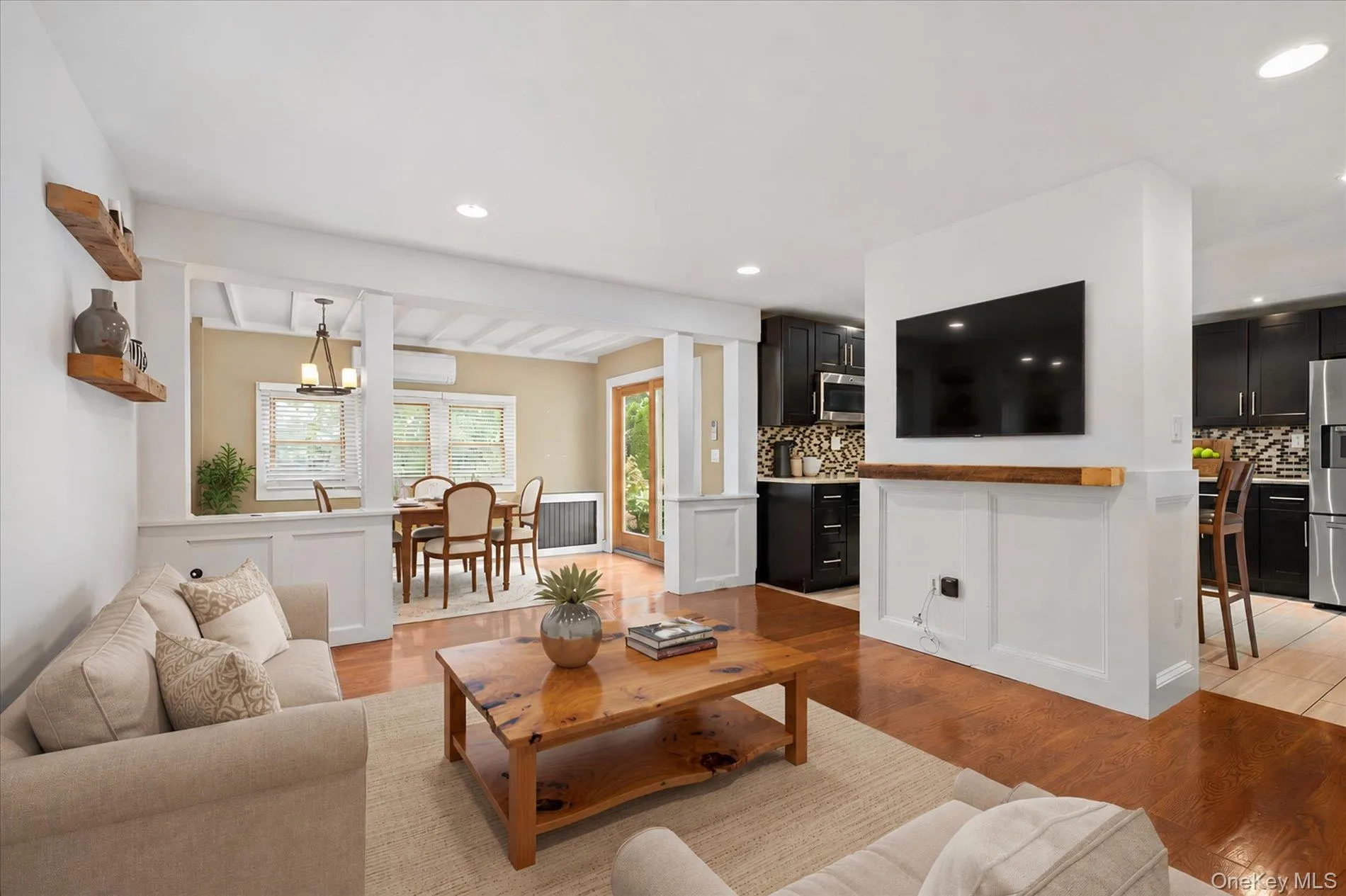 234 Foxhurst Road, Hempstead, NY, 5 Bedrooms Bedrooms, 9 Rooms Rooms,3 BathroomsBathrooms,Residential,For Rent,Foxhurst,0,1057709 234 Foxhurst Road, Hempstead, NY, 5 Bedrooms Bedrooms, 9 Rooms Rooms,3 BathroomsBathrooms,Residential,For Rent,Foxhurst,0,1057709