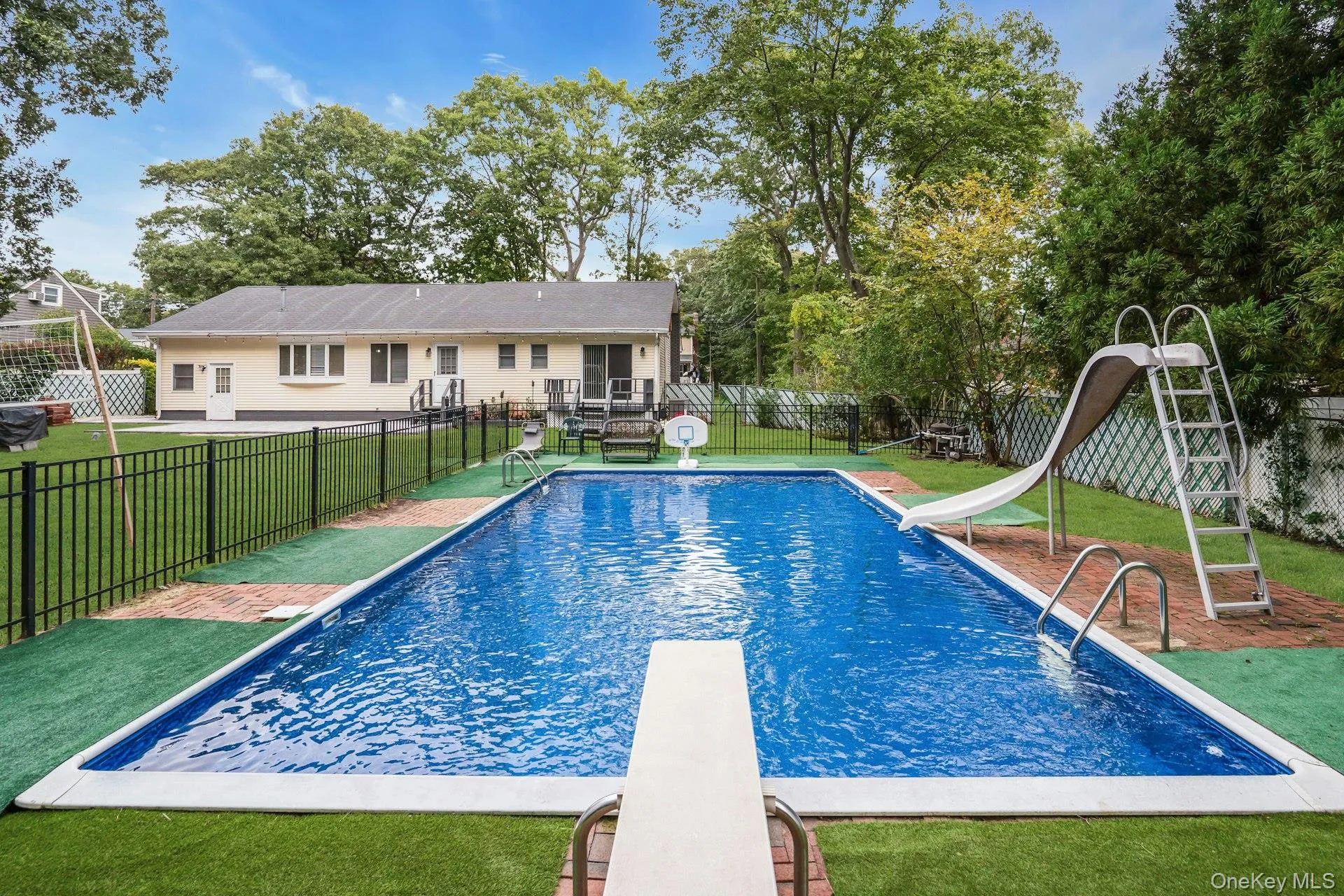 26 Williams Avenue, Brookhaven, NY, 3 Bedrooms Bedrooms, 9 Rooms Rooms,3 BathroomsBathrooms,Residential,For Rent,Williams,0,1057713 26 Williams Avenue, Brookhaven, NY, 3 Bedrooms Bedrooms, 9 Rooms Rooms,3 BathroomsBathrooms,Residential,For Rent,Williams,0,1057713