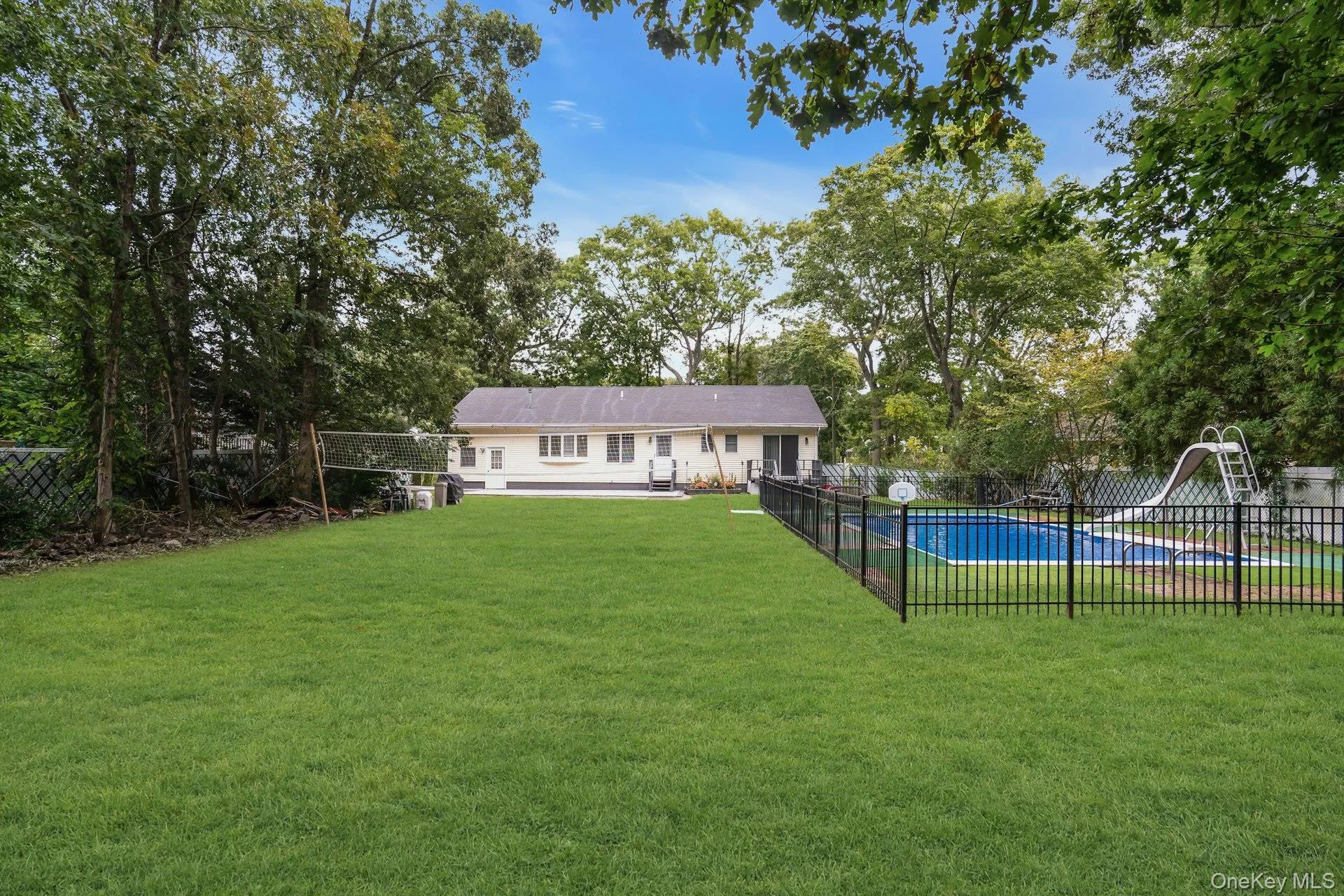 26 Williams Avenue, Brookhaven, NY, 3 Bedrooms Bedrooms, 9 Rooms Rooms,3 BathroomsBathrooms,Residential,For Rent,Williams,0,1057713 26 Williams Avenue, Brookhaven, NY, 3 Bedrooms Bedrooms, 9 Rooms Rooms,3 BathroomsBathrooms,Residential,For Rent,Williams,0,1057713