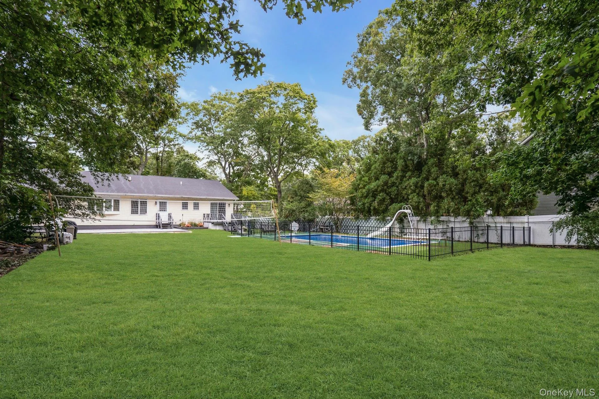 26 Williams Avenue, Brookhaven, NY, 3 Bedrooms Bedrooms, 9 Rooms Rooms,3 BathroomsBathrooms,Residential,For Rent,Williams,0,1057713 26 Williams Avenue, Brookhaven, NY, 3 Bedrooms Bedrooms, 9 Rooms Rooms,3 BathroomsBathrooms,Residential,For Rent,Williams,0,1057713