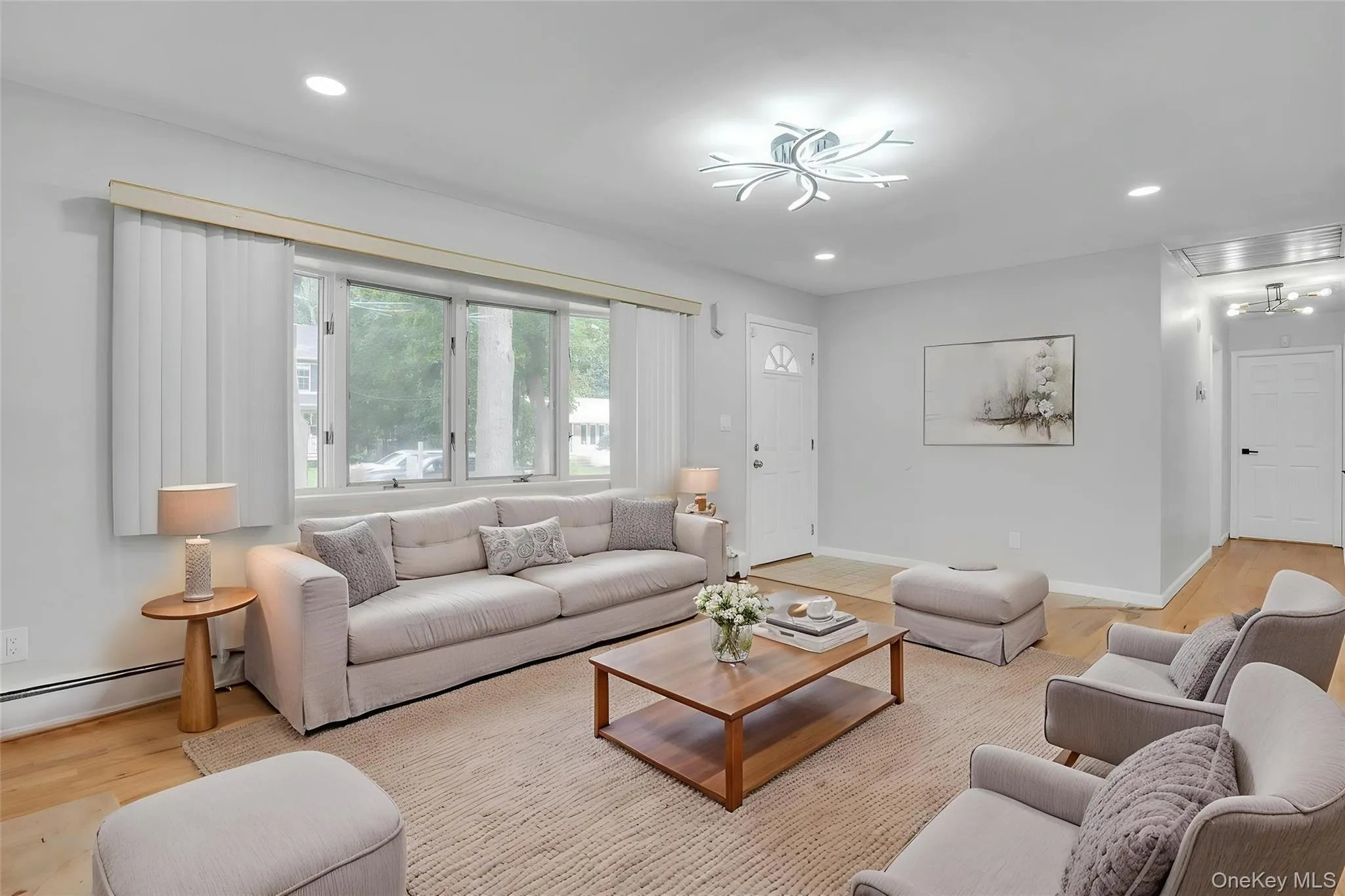 26 Williams Avenue, Brookhaven, NY, 3 Bedrooms Bedrooms, 9 Rooms Rooms,3 BathroomsBathrooms,Residential,For Rent,Williams,0,1057713 26 Williams Avenue, Brookhaven, NY, 3 Bedrooms Bedrooms, 9 Rooms Rooms,3 BathroomsBathrooms,Residential,For Rent,Williams,0,1057713