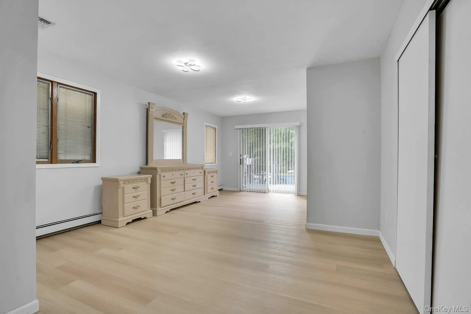 26 Williams Avenue, Brookhaven, NY, 3 Bedrooms Bedrooms, 9 Rooms Rooms,3 BathroomsBathrooms,Residential,For Rent,Williams,0,1057713 26 Williams Avenue, Brookhaven, NY, 3 Bedrooms Bedrooms, 9 Rooms Rooms,3 BathroomsBathrooms,Residential,For Rent,Williams,0,1057713