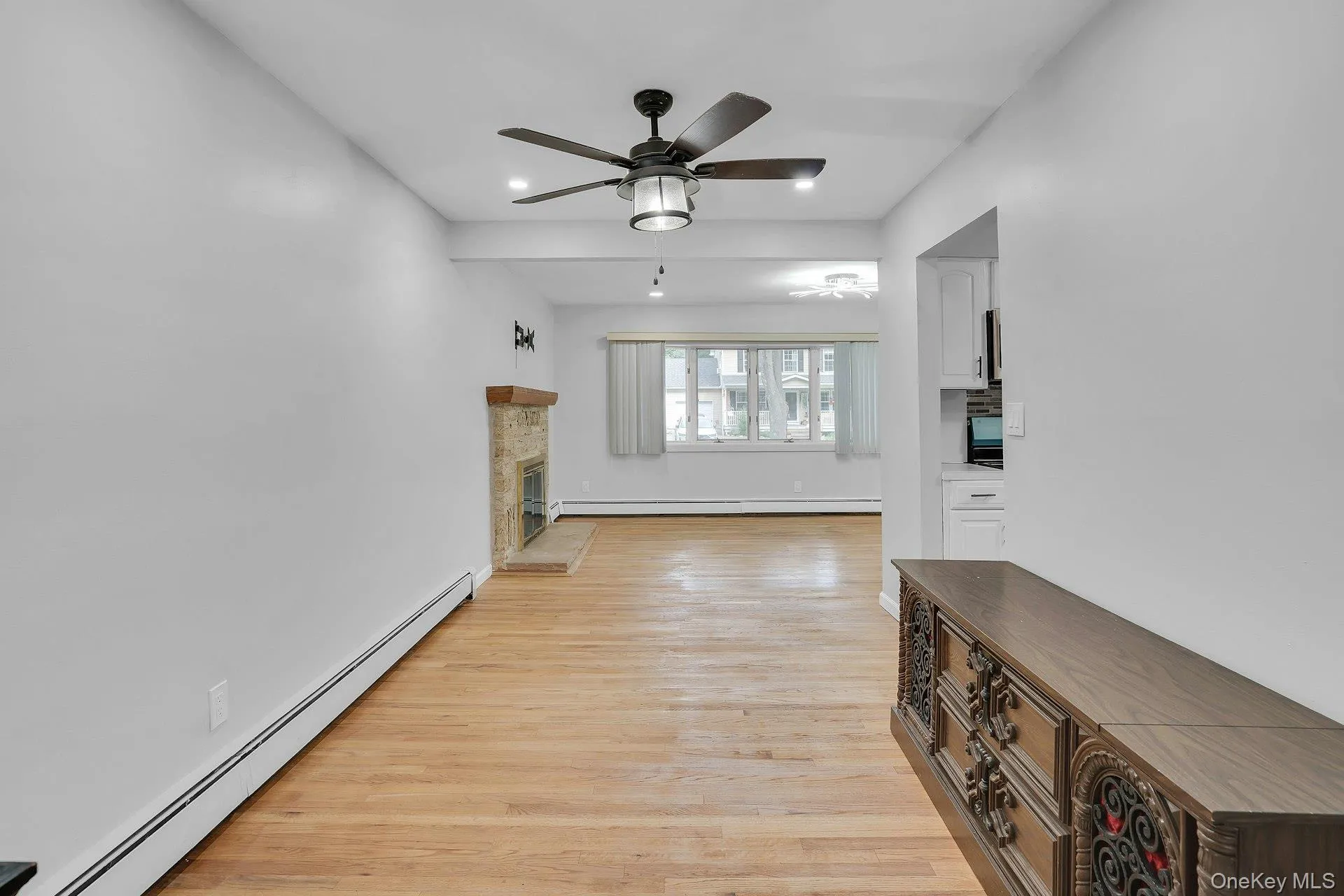 26 Williams Avenue, Brookhaven, NY, 3 Bedrooms Bedrooms, 9 Rooms Rooms,3 BathroomsBathrooms,Residential,For Rent,Williams,0,1057713 26 Williams Avenue, Brookhaven, NY, 3 Bedrooms Bedrooms, 9 Rooms Rooms,3 BathroomsBathrooms,Residential,For Rent,Williams,0,1057713