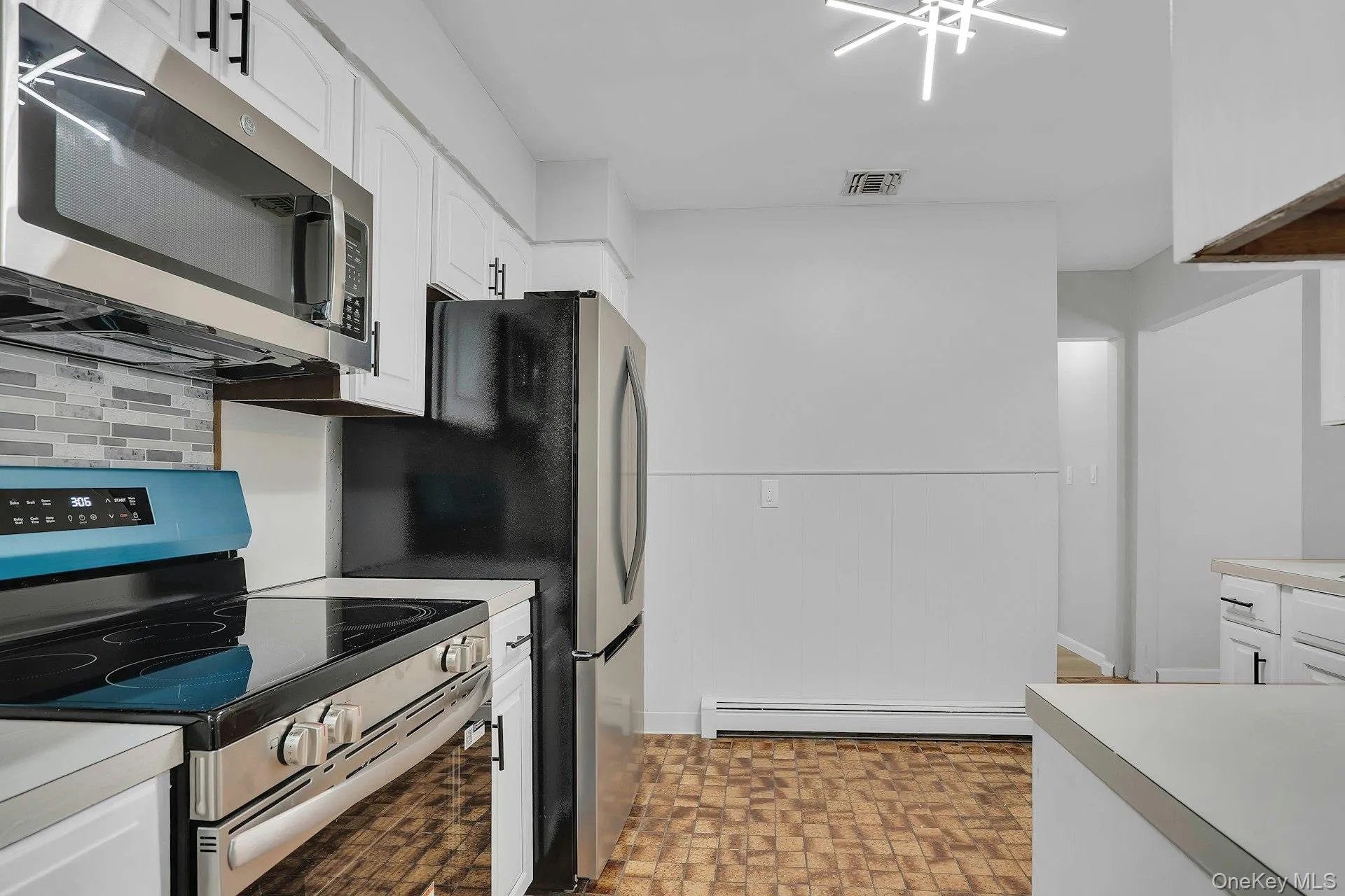 26 Williams Avenue, Brookhaven, NY, 3 Bedrooms Bedrooms, 9 Rooms Rooms,3 BathroomsBathrooms,Residential,For Rent,Williams,0,1057713 26 Williams Avenue, Brookhaven, NY, 3 Bedrooms Bedrooms, 9 Rooms Rooms,3 BathroomsBathrooms,Residential,For Rent,Williams,0,1057713