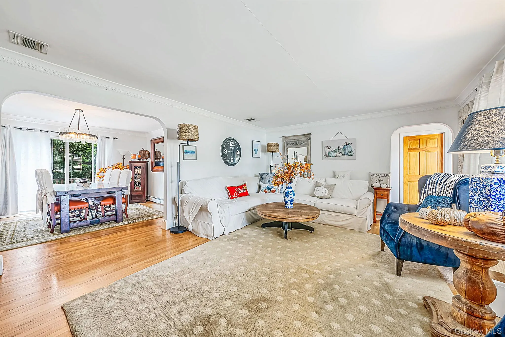 20 Argonne Place, Oyster Bay, NY, 4 Bedrooms Bedrooms, 8 Rooms Rooms,3 BathroomsBathrooms,Residential,For Rent,Argonne,0,1057714 20 Argonne Place, Oyster Bay, NY, 4 Bedrooms Bedrooms, 8 Rooms Rooms,3 BathroomsBathrooms,Residential,For Rent,Argonne,0,1057714