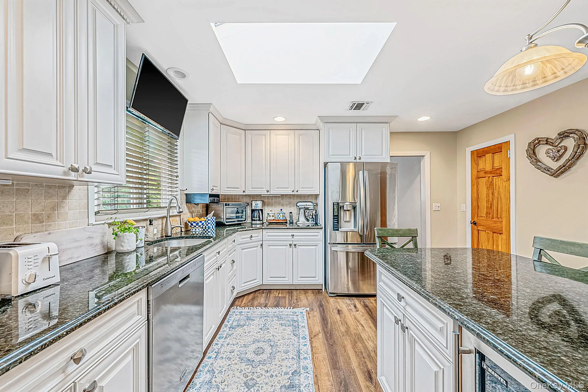 20 Argonne Place, Oyster Bay, NY, 4 Bedrooms Bedrooms, 8 Rooms Rooms,3 BathroomsBathrooms,Residential,For Rent,Argonne,0,1057714 20 Argonne Place, Oyster Bay, NY, 4 Bedrooms Bedrooms, 8 Rooms Rooms,3 BathroomsBathrooms,Residential,For Rent,Argonne,0,1057714