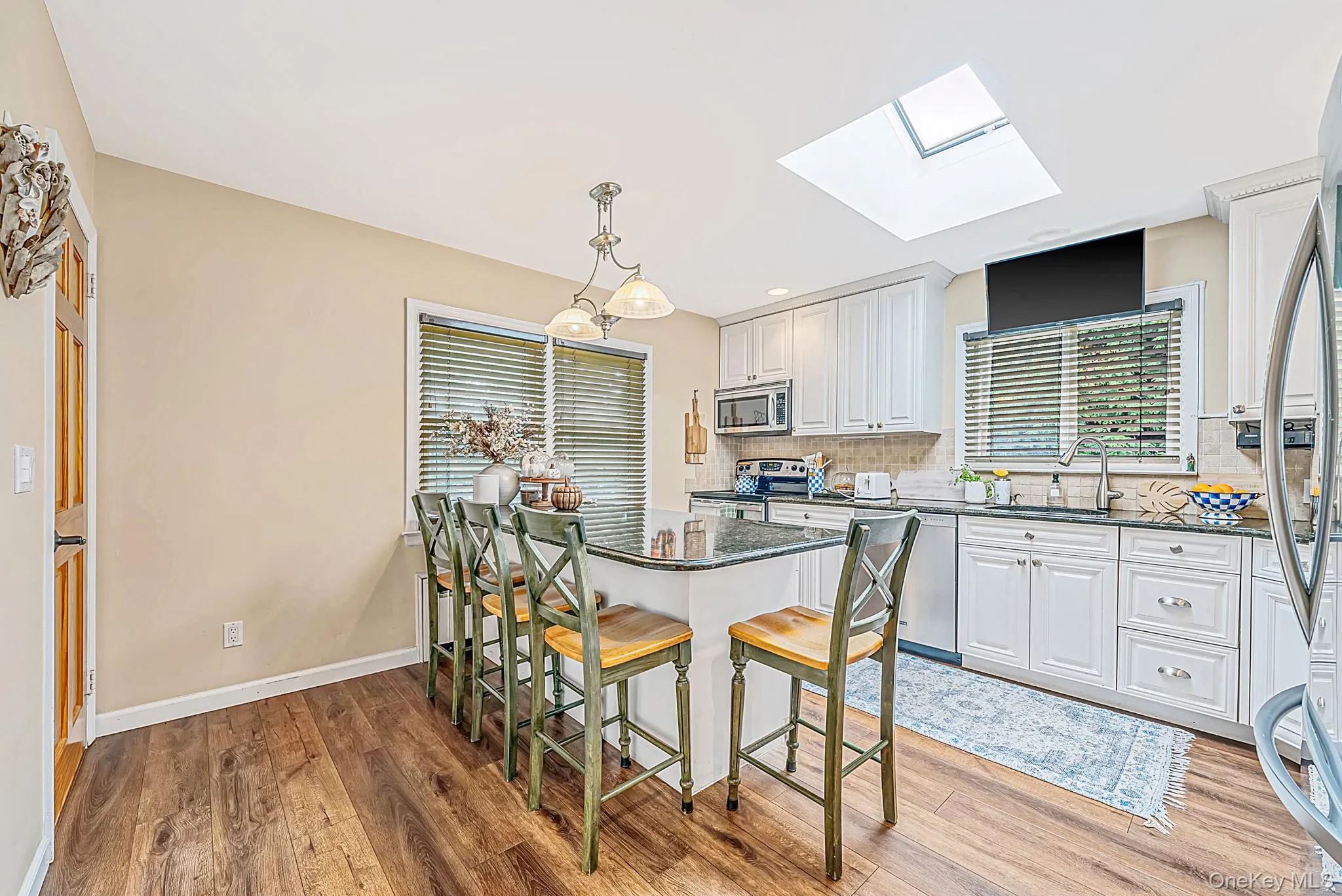 20 Argonne Place, Oyster Bay, NY, 4 Bedrooms Bedrooms, 8 Rooms Rooms,3 BathroomsBathrooms,Residential,For Rent,Argonne,0,1057714 20 Argonne Place, Oyster Bay, NY, 4 Bedrooms Bedrooms, 8 Rooms Rooms,3 BathroomsBathrooms,Residential,For Rent,Argonne,0,1057714