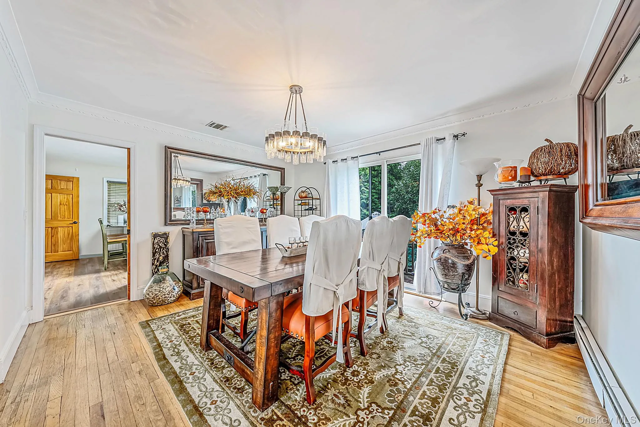 20 Argonne Place, Oyster Bay, NY, 4 Bedrooms Bedrooms, 8 Rooms Rooms,3 BathroomsBathrooms,Residential,For Rent,Argonne,0,1057714 20 Argonne Place, Oyster Bay, NY, 4 Bedrooms Bedrooms, 8 Rooms Rooms,3 BathroomsBathrooms,Residential,For Rent,Argonne,0,1057714