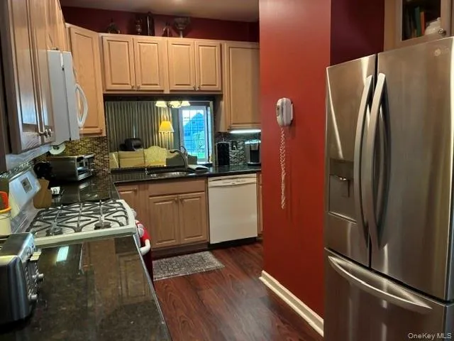 118 Joseph Lane, Huntington, NY, 2 Bedrooms Bedrooms, 5 Rooms Rooms,2 BathroomsBathrooms,Residential,For Rent,Joseph,0,1057715 118 Joseph Lane, Huntington, NY, 2 Bedrooms Bedrooms, 5 Rooms Rooms,2 BathroomsBathrooms,Residential,For Rent,Joseph,0,1057715