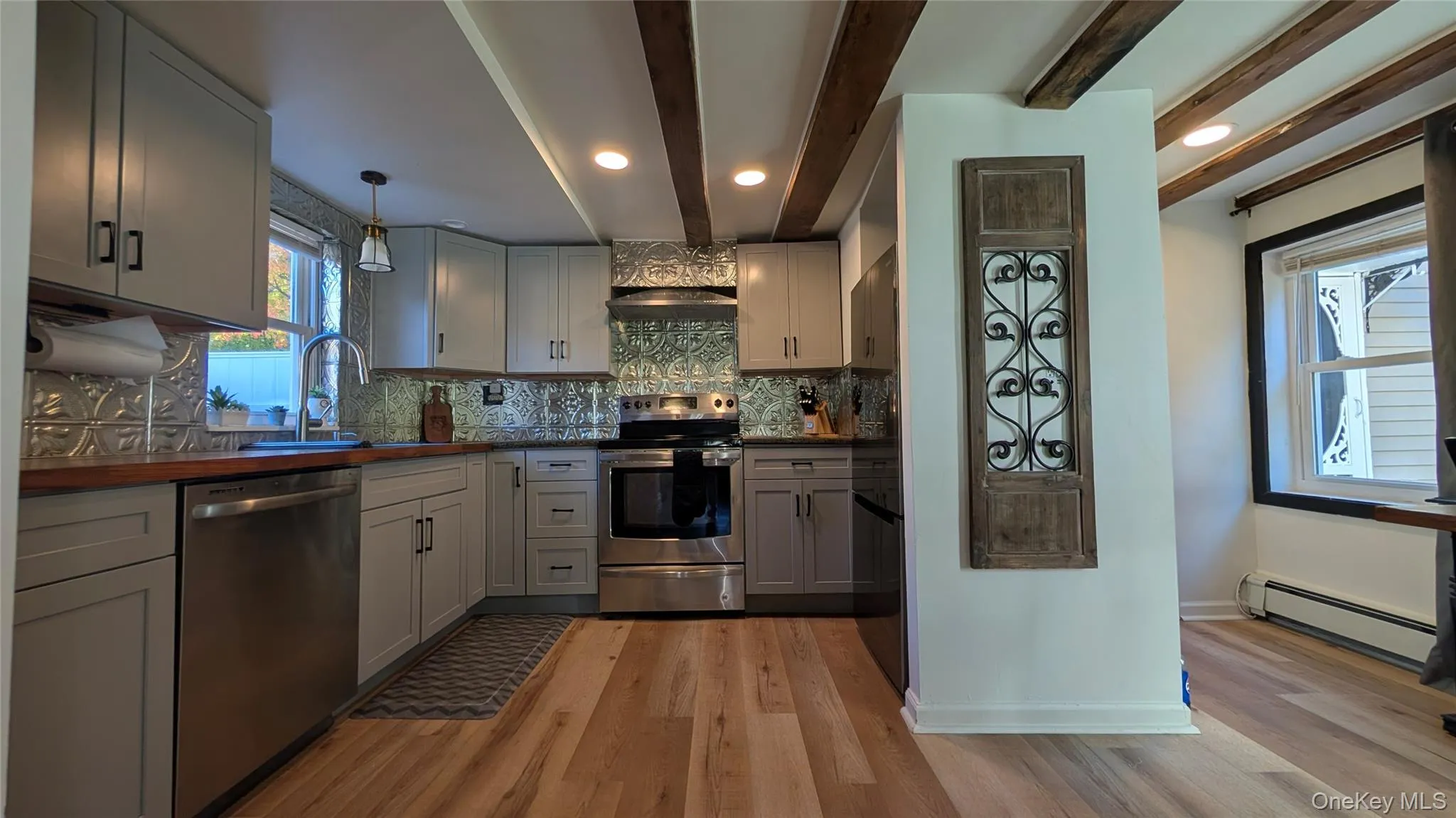 9 Academy Street, Beacon, NY, 5 Bedrooms Bedrooms, 7 Rooms Rooms,2 BathroomsBathrooms,Residential,For Rent,Academy,0,1057723 9 Academy Street, Beacon, NY, 5 Bedrooms Bedrooms, 7 Rooms Rooms,2 BathroomsBathrooms,Residential,For Rent,Academy,0,1057723