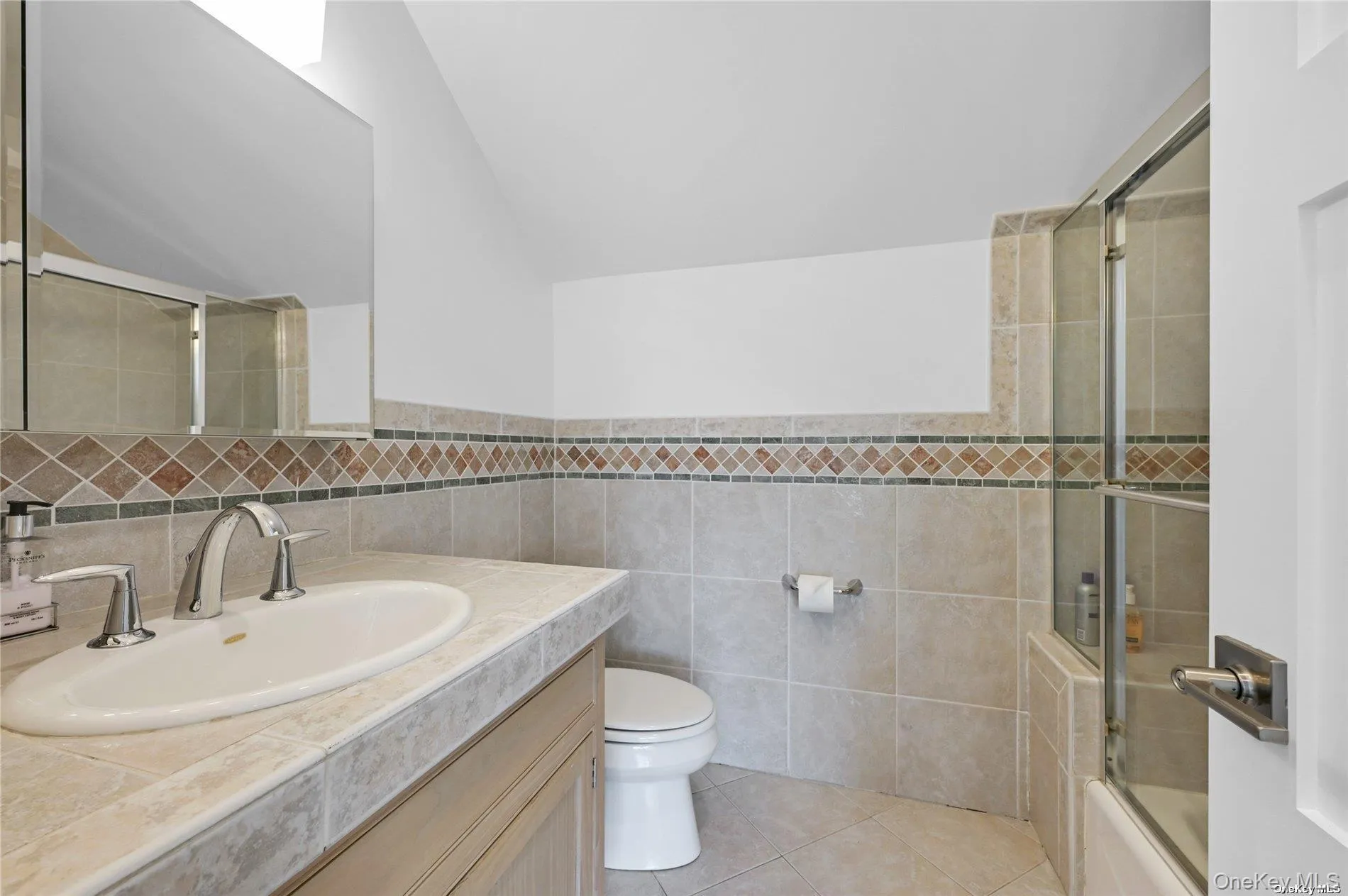 18 Remsen Lane, Southampton, NY, 4 Bedroom Bedrooms, 11 Room Rooms,4 BathroomBathrooms,Residential Lease,For Rent,Remsen,0,1057727 18 Remsen Lane, Southampton, NY, 4 Bedroom Bedrooms, 11 Room Rooms,4 BathroomBathrooms,Residential Lease,For Rent,Remsen,0,1057727