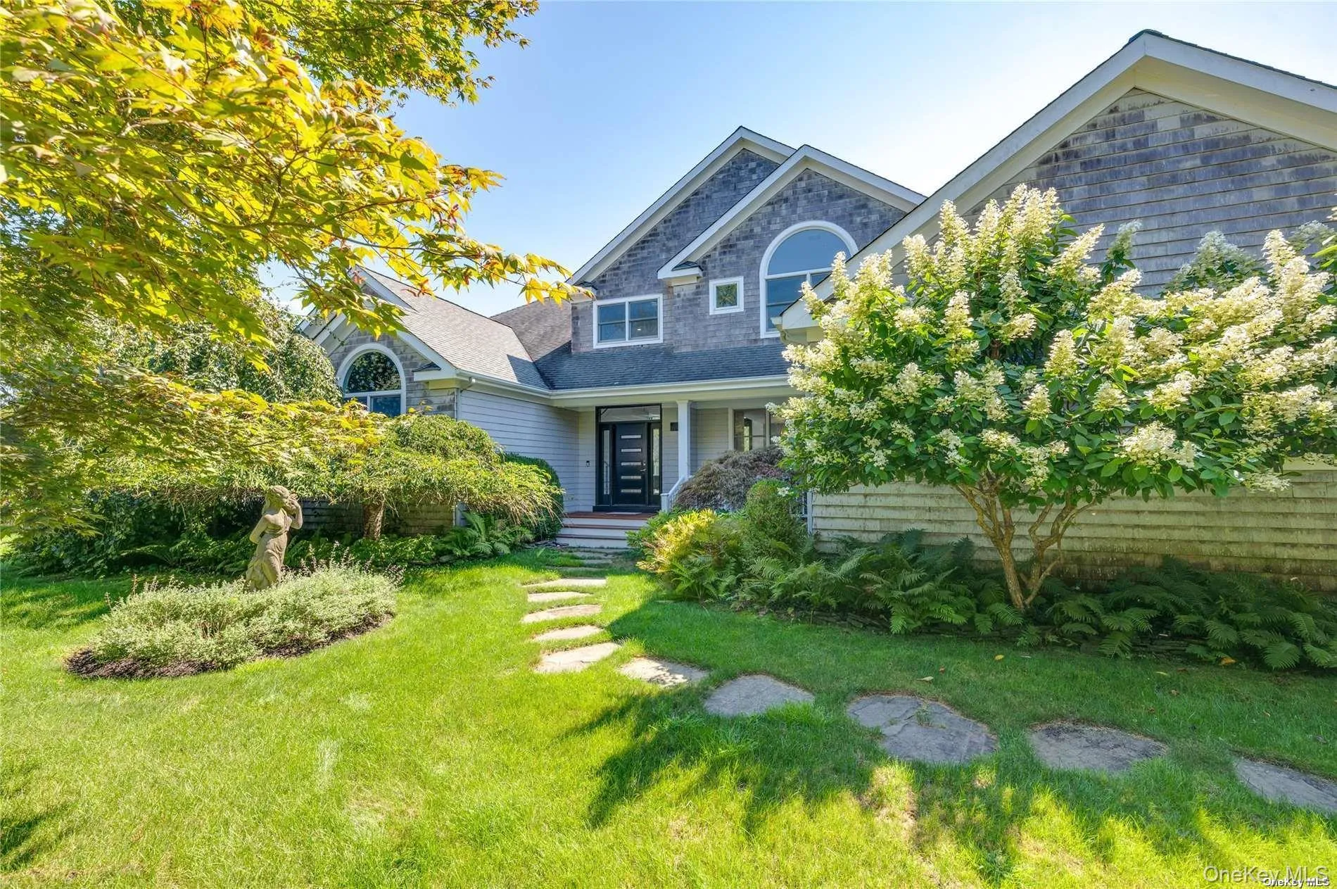 18 Remsen Lane, Southampton, NY, 4 Bedroom Bedrooms, 11 Room Rooms,4 BathroomBathrooms,Residential Lease,For Rent,Remsen,0,1057727 18 Remsen Lane, Southampton, NY, 4 Bedroom Bedrooms, 11 Room Rooms,4 BathroomBathrooms,Residential Lease,For Rent,Remsen,0,1057727