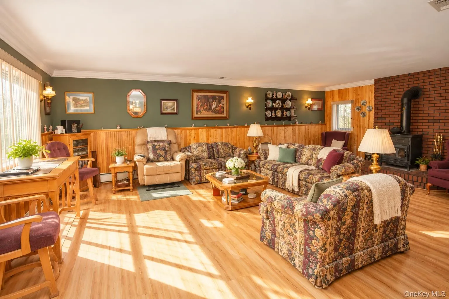10 Marblestone, Brookhaven, NY, 5 Bedrooms Bedrooms, 9 Rooms Rooms,2 BathroomsBathrooms,Residential,For Rent,Marblestone,0,1057730 10 Marblestone, Brookhaven, NY, 5 Bedrooms Bedrooms, 9 Rooms Rooms,2 BathroomsBathrooms,Residential,For Rent,Marblestone,0,1057730