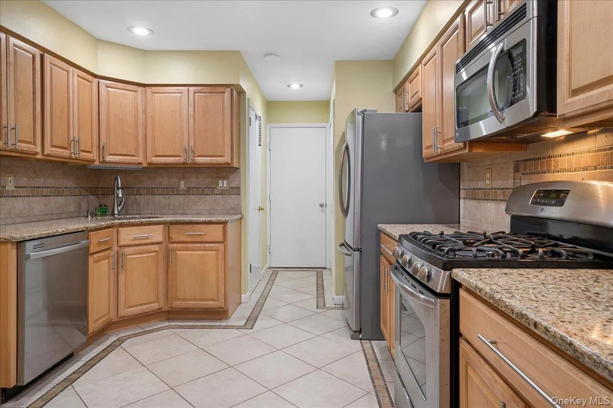 82 Cornwall Circle, Yorktown, NY, 2 Bedrooms Bedrooms, 7 Rooms Rooms,2 BathroomsBathrooms,Residential,For Rent,Cornwall,0,1057732 82 Cornwall Circle, Yorktown, NY, 2 Bedrooms Bedrooms, 7 Rooms Rooms,2 BathroomsBathrooms,Residential,For Rent,Cornwall,0,1057732