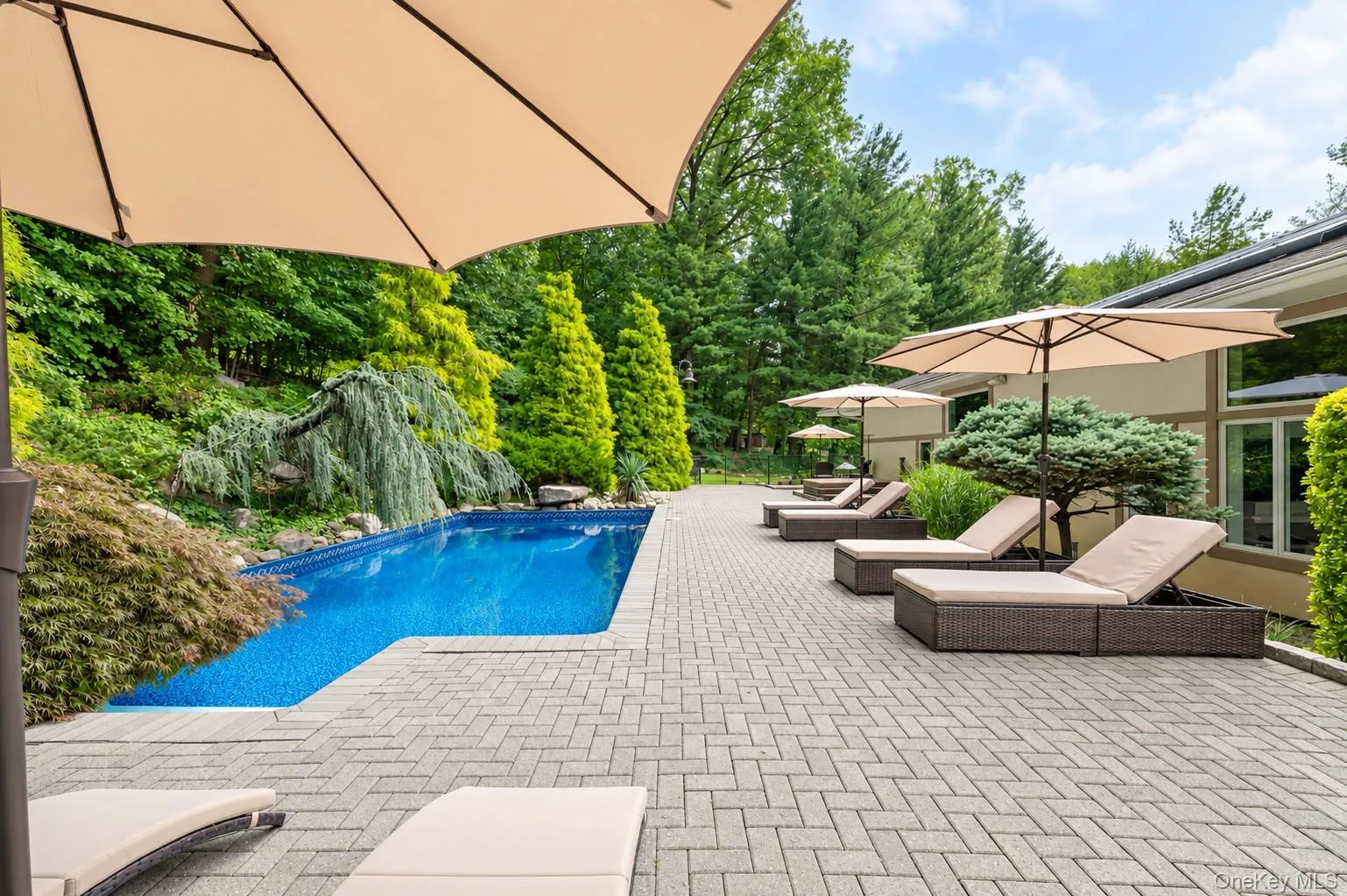 46 Sprain Valley Road, Greenburgh, NY, 6 Bedrooms Bedrooms, 10 Rooms Rooms,3 BathroomsBathrooms,Residential,For Rent,Sprain Valley,0,1057736 46 Sprain Valley Road, Greenburgh, NY, 6 Bedrooms Bedrooms, 10 Rooms Rooms,3 BathroomsBathrooms,Residential,For Rent,Sprain Valley,0,1057736