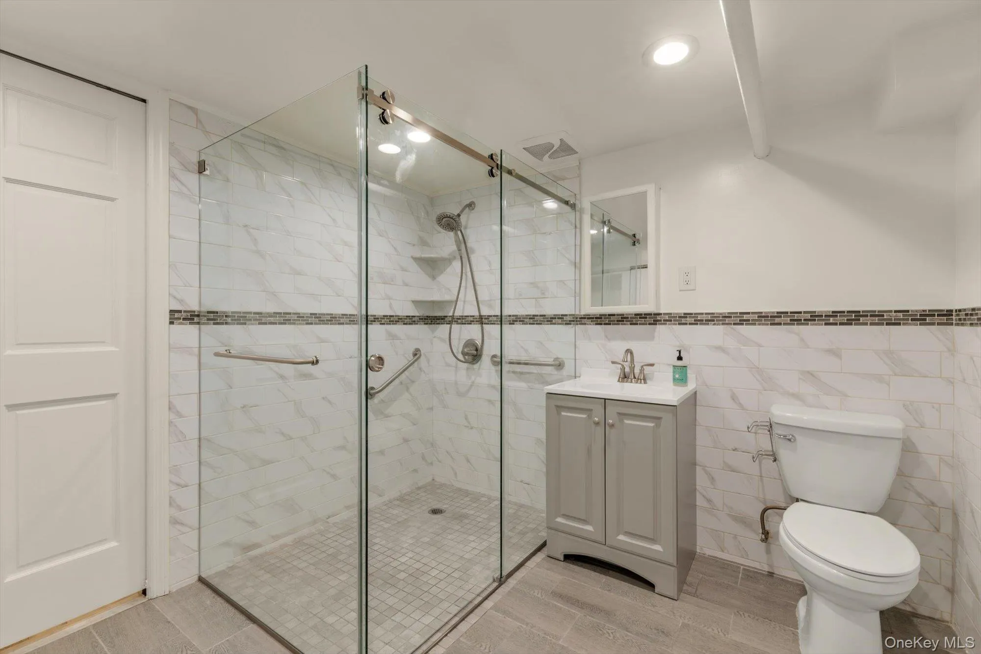 4401 Skillman Avenue, New York, NY, 4 Bedroom Bedrooms, 9 Room Rooms,2 BathroomBathrooms,Residential Lease,For Rent,Skillman,0,1057740 4401 Skillman Avenue, New York, NY, 4 Bedroom Bedrooms, 9 Room Rooms,2 BathroomBathrooms,Residential Lease,For Rent,Skillman,0,1057740