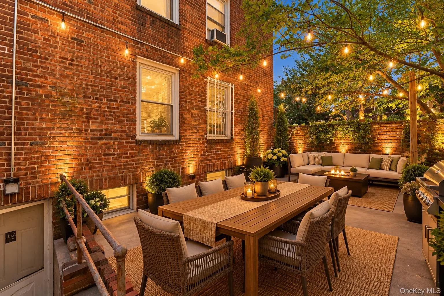 4401 Skillman Avenue, New York, NY, 4 Bedroom Bedrooms, 9 Room Rooms,2 BathroomBathrooms,Residential Lease,For Rent,Skillman,0,1057740 4401 Skillman Avenue, New York, NY, 4 Bedroom Bedrooms, 9 Room Rooms,2 BathroomBathrooms,Residential Lease,For Rent,Skillman,0,1057740