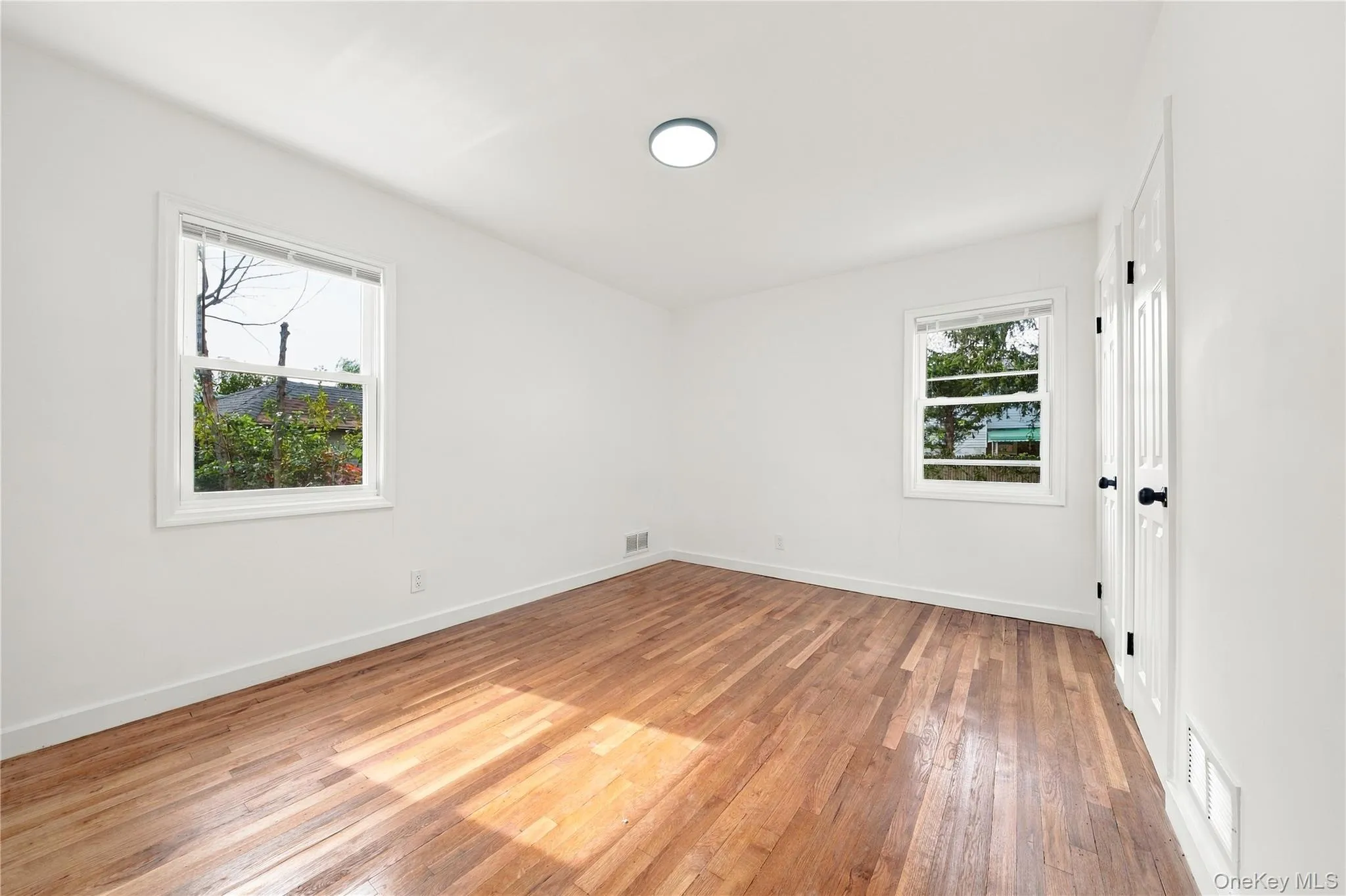 1977 Jackson Avenue, Hempstead, NY, 6 Bedrooms Bedrooms, 10 Rooms Rooms,3 BathroomsBathrooms,Residential,For Rent,Jackson,0,1057741 1977 Jackson Avenue, Hempstead, NY, 6 Bedrooms Bedrooms, 10 Rooms Rooms,3 BathroomsBathrooms,Residential,For Rent,Jackson,0,1057741