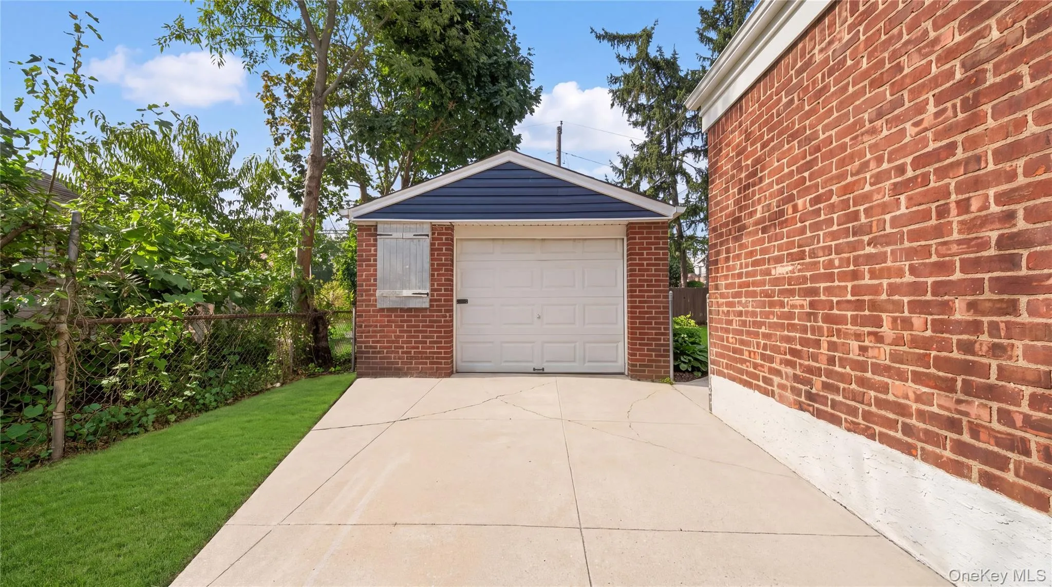 1977 Jackson Avenue, Hempstead, NY, 6 Bedrooms Bedrooms, 10 Rooms Rooms,3 BathroomsBathrooms,Residential,For Rent,Jackson,0,1057741 1977 Jackson Avenue, Hempstead, NY, 6 Bedrooms Bedrooms, 10 Rooms Rooms,3 BathroomsBathrooms,Residential,For Rent,Jackson,0,1057741