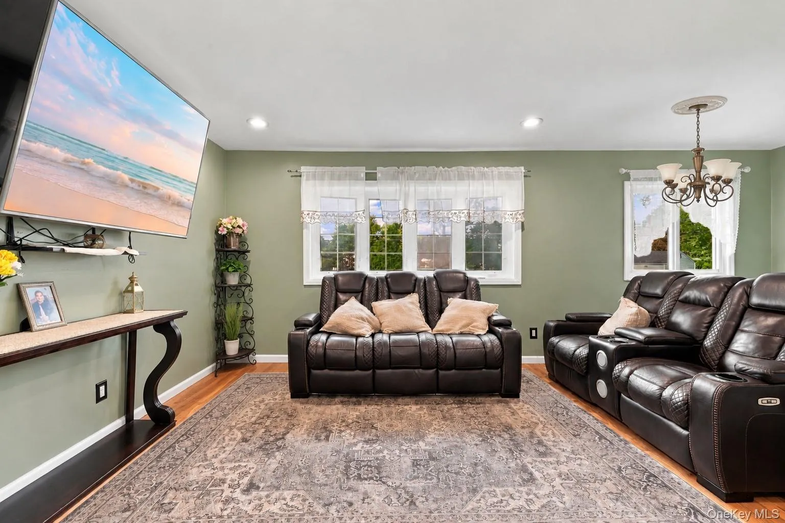 266 Riddle Street, Islip, NY, 6 Bedrooms Bedrooms, 14 Rooms Rooms,3 BathroomsBathrooms,Residential,For Rent,Riddle,0,1057745 266 Riddle Street, Islip, NY, 6 Bedrooms Bedrooms, 14 Rooms Rooms,3 BathroomsBathrooms,Residential,For Rent,Riddle,0,1057745