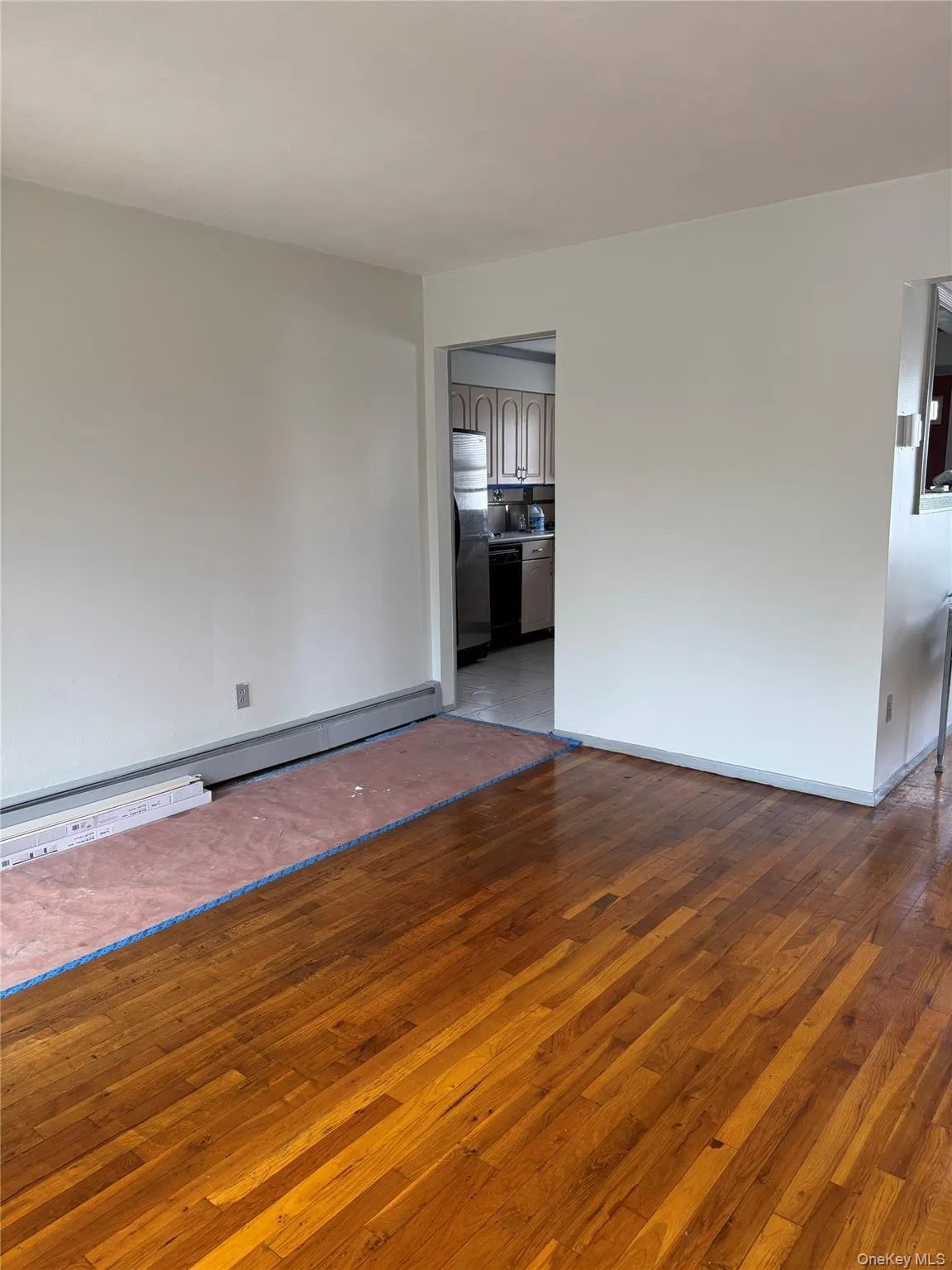 7 Jefferson Avenue, Hempstead, NY, 3 Bedrooms Bedrooms, 6 Rooms Rooms,1 BathroomBathrooms,Residential Lease,For Rent,Jefferson,0,1057746 7 Jefferson Avenue, Hempstead, NY, 3 Bedrooms Bedrooms, 6 Rooms Rooms,1 BathroomBathrooms,Residential Lease,For Rent,Jefferson,0,1057746