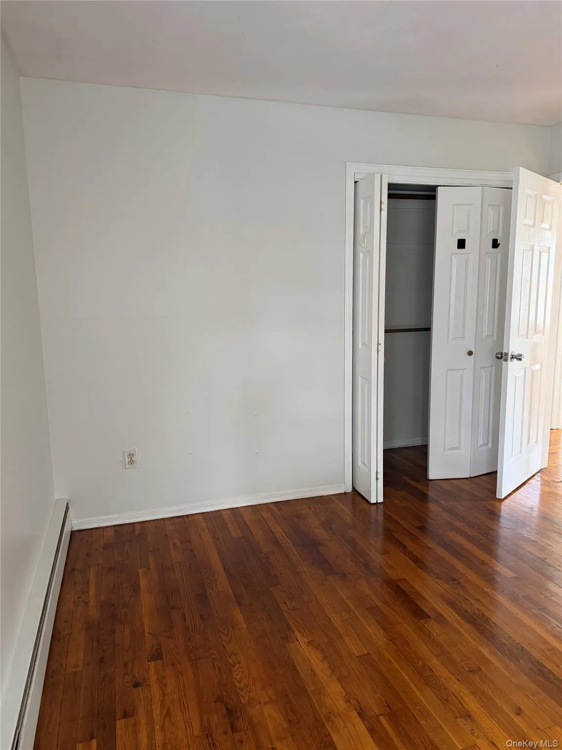 7 Jefferson Avenue, Hempstead, NY, 3 Bedrooms Bedrooms, 6 Rooms Rooms,1 BathroomBathrooms,Residential Lease,For Rent,Jefferson,0,1057746 7 Jefferson Avenue, Hempstead, NY, 3 Bedrooms Bedrooms, 6 Rooms Rooms,1 BathroomBathrooms,Residential Lease,For Rent,Jefferson,0,1057746