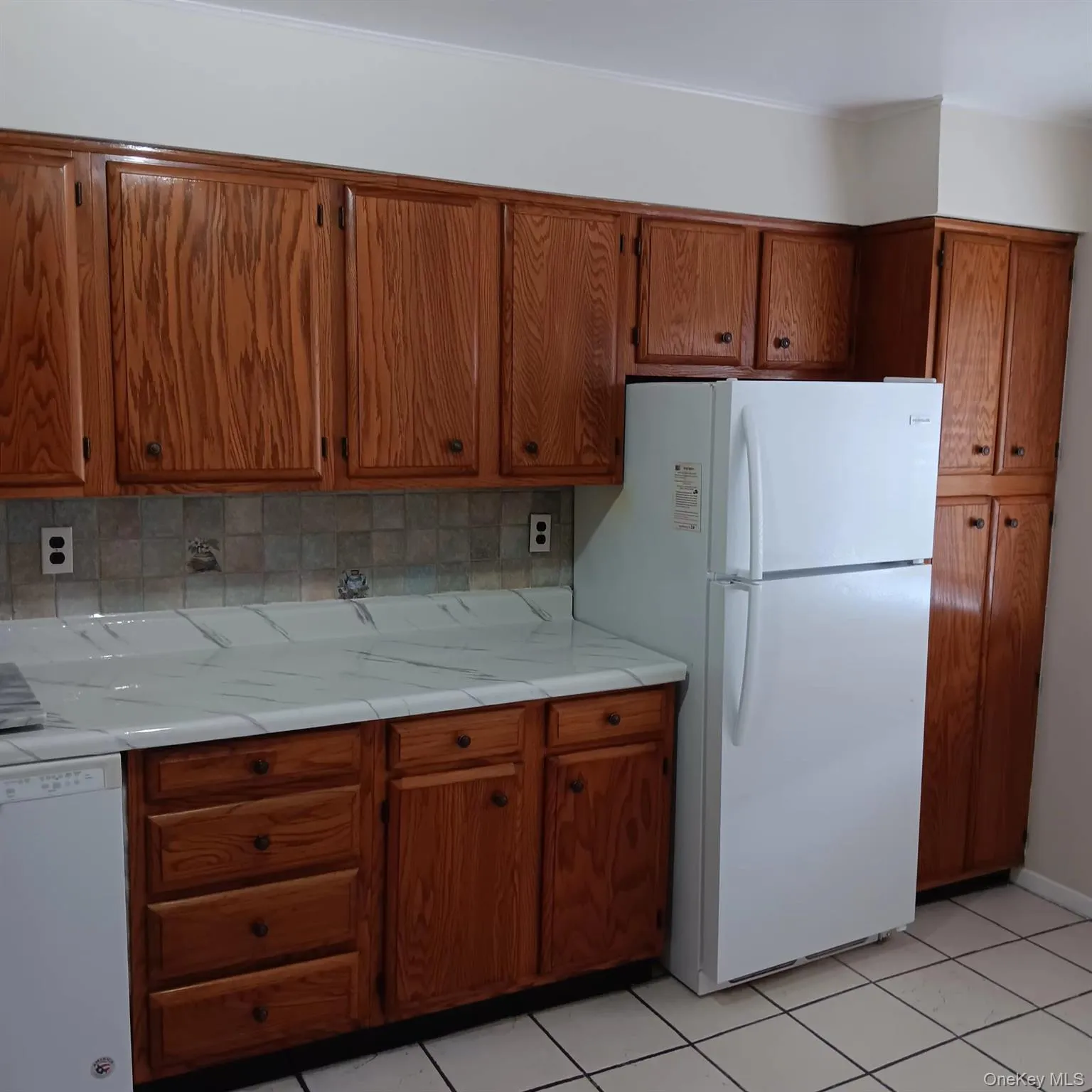 200 Hilton Avenue, Hempstead, NY, 3 Bedroom Bedrooms, 5 Room Rooms,2 BathroomBathrooms,Residential Lease,For Rent,Hilton,0,1057749 200 Hilton Avenue, Hempstead, NY, 3 Bedroom Bedrooms, 5 Room Rooms,2 BathroomBathrooms,Residential Lease,For Rent,Hilton,0,1057749