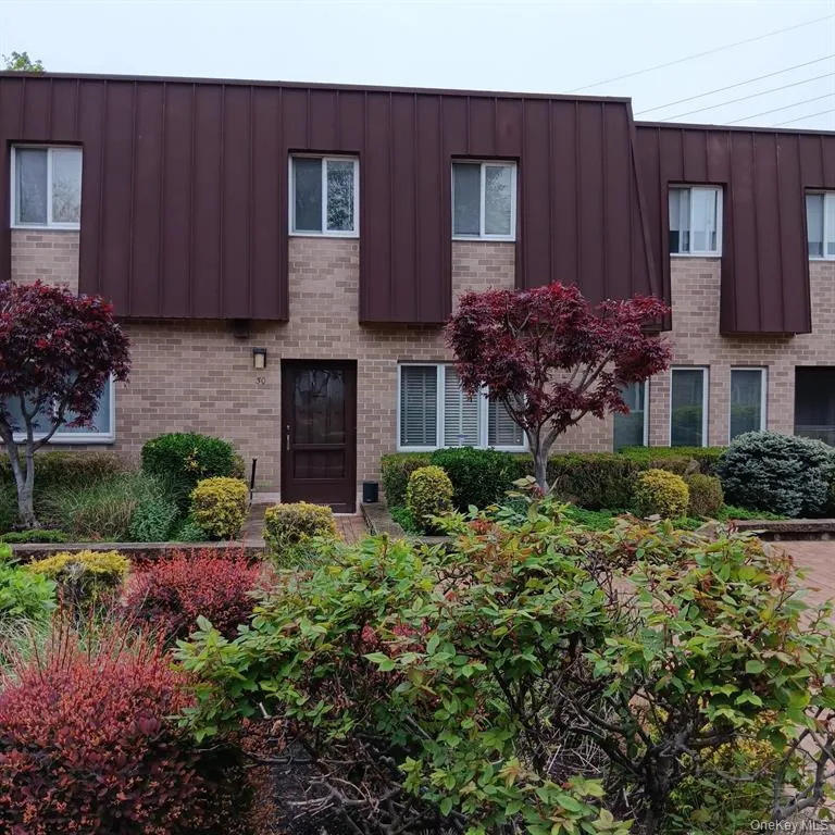 200 Hilton Avenue, Hempstead, NY, 3 Bedroom Bedrooms, 5 Room Rooms,2 BathroomBathrooms,Residential Lease,For Rent,Hilton,0,1057749 200 Hilton Avenue, Hempstead, NY, 3 Bedroom Bedrooms, 5 Room Rooms,2 BathroomBathrooms,Residential Lease,For Rent,Hilton,0,1057749