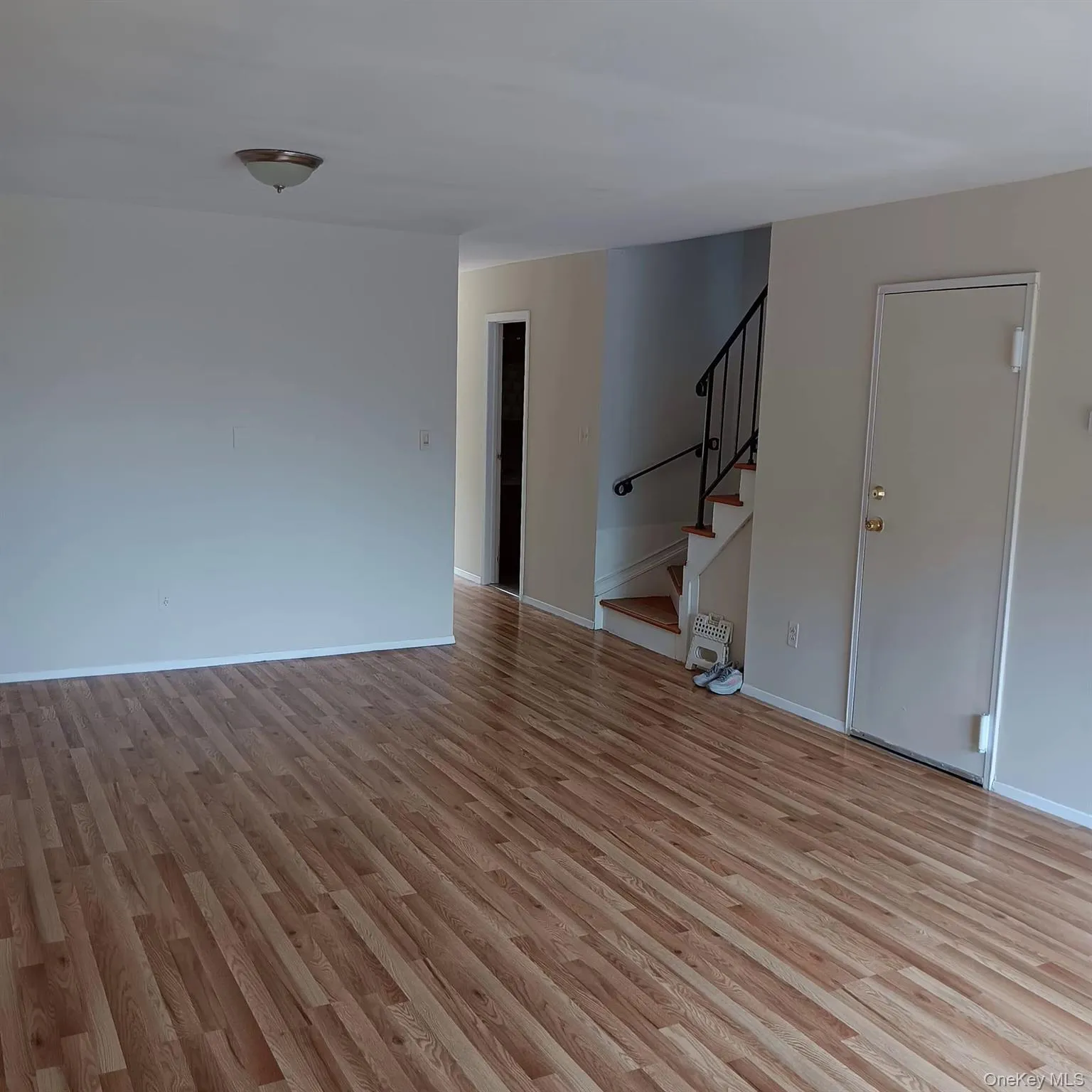 200 Hilton Avenue, Hempstead, NY, 3 Bedroom Bedrooms, 5 Room Rooms,2 BathroomBathrooms,Residential Lease,For Rent,Hilton,0,1057749 200 Hilton Avenue, Hempstead, NY, 3 Bedroom Bedrooms, 5 Room Rooms,2 BathroomBathrooms,Residential Lease,For Rent,Hilton,0,1057749