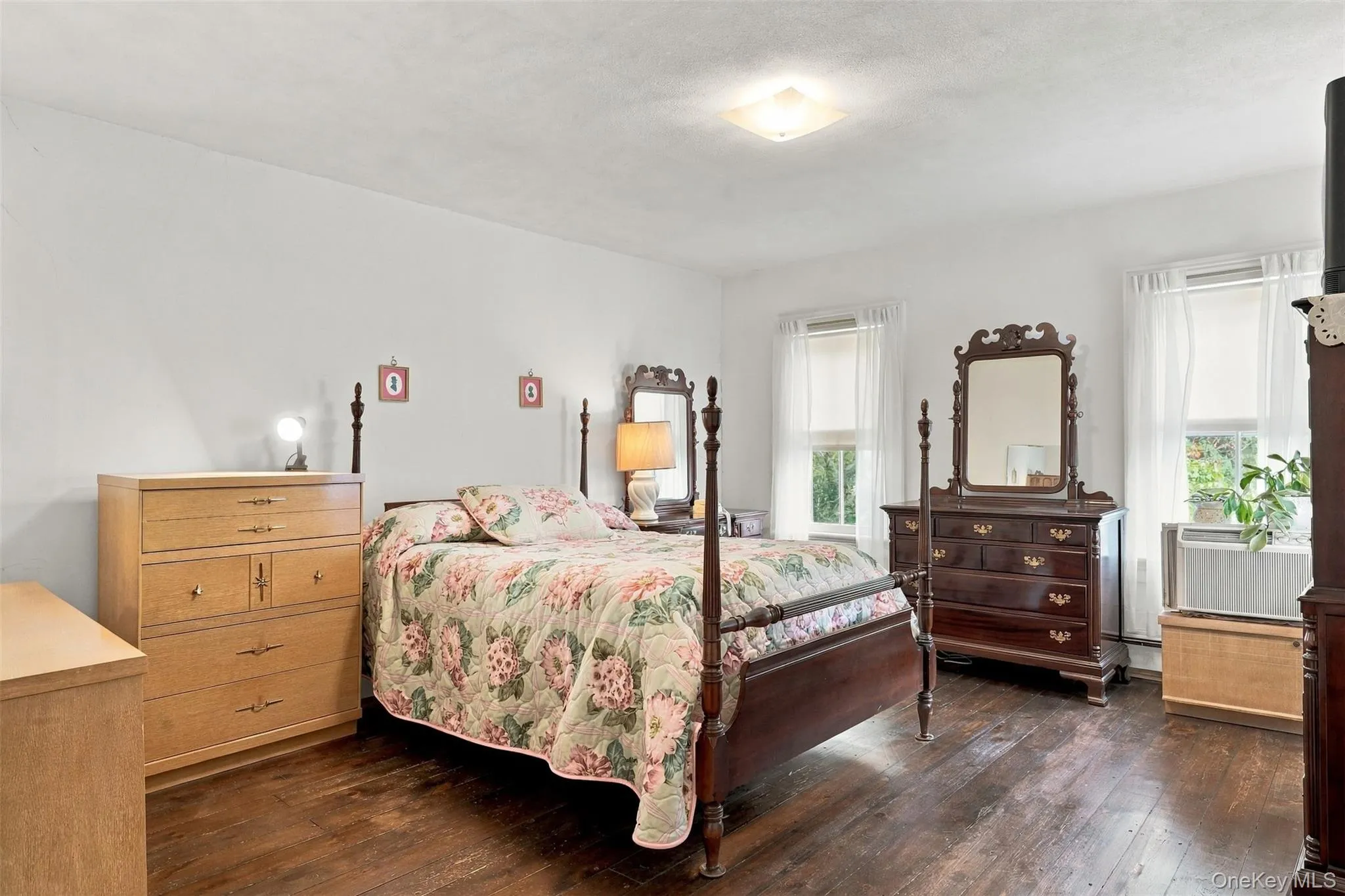 287 Derby Road, Wallkill, NY, 4 Bedrooms Bedrooms, 10 Rooms Rooms,1 BathroomBathrooms,Residential,For Rent,Derby,0,1057758 287 Derby Road, Wallkill, NY, 4 Bedrooms Bedrooms, 10 Rooms Rooms,1 BathroomBathrooms,Residential,For Rent,Derby,0,1057758