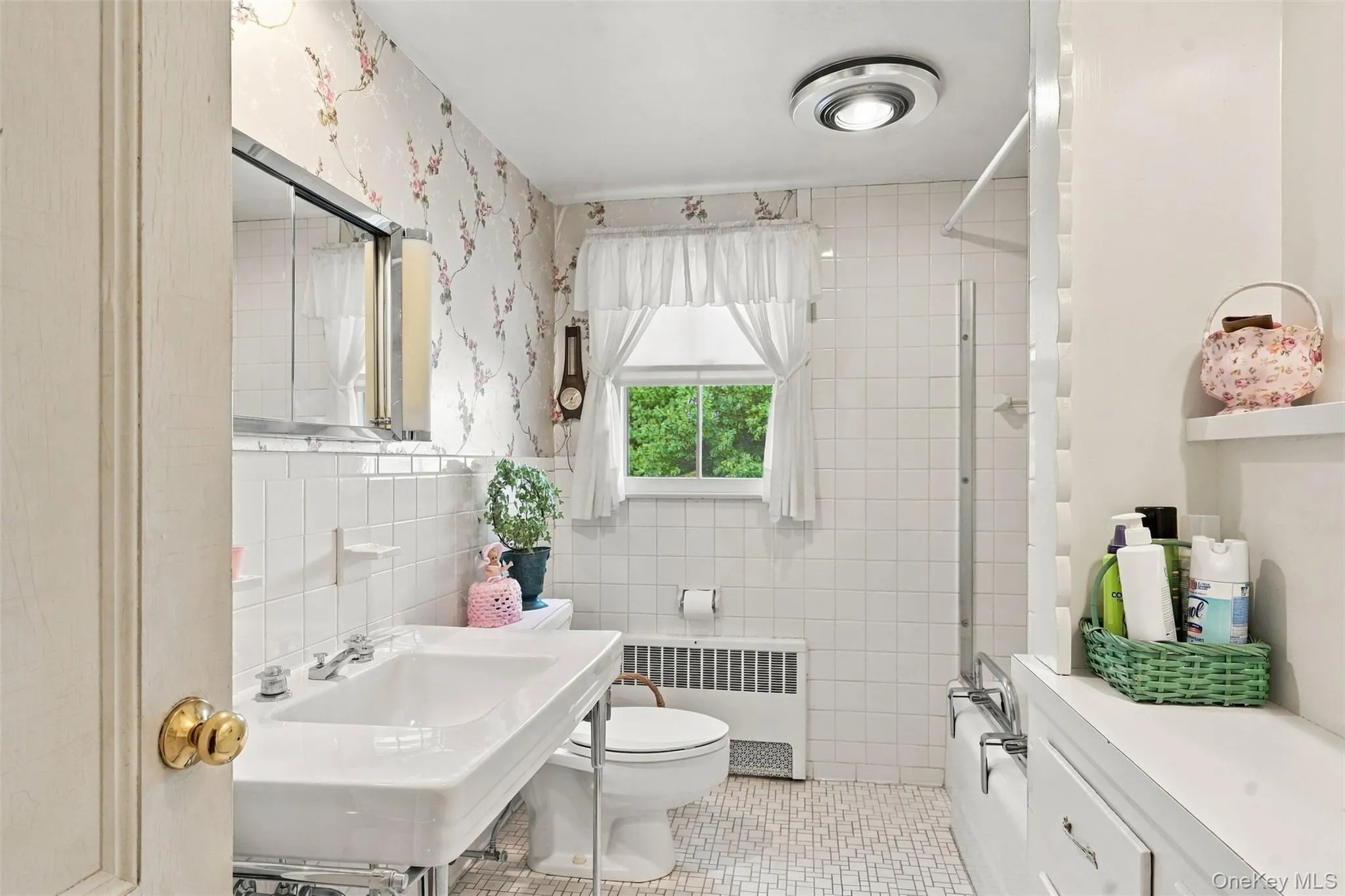 287 Derby Road, Wallkill, NY, 4 Bedrooms Bedrooms, 10 Rooms Rooms,1 BathroomBathrooms,Residential,For Rent,Derby,0,1057758 287 Derby Road, Wallkill, NY, 4 Bedrooms Bedrooms, 10 Rooms Rooms,1 BathroomBathrooms,Residential,For Rent,Derby,0,1057758