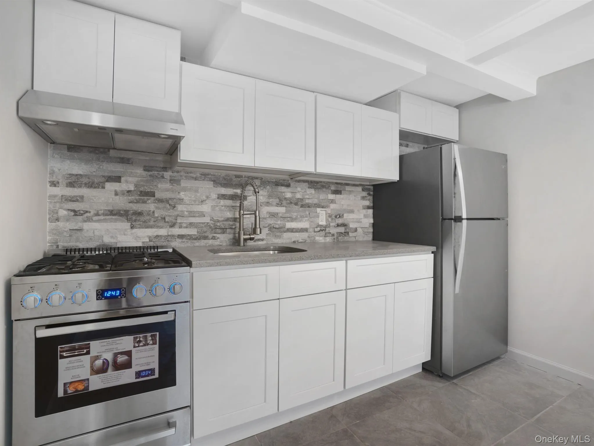 169 Barbara, Babylon, NY, 1 Bedroom Bedrooms, 2 Room Rooms,1 BathroomBathrooms,Residential Lease,For Rent,Barbara,0,1057759 169 Barbara, Babylon, NY, 1 Bedroom Bedrooms, 2 Room Rooms,1 BathroomBathrooms,Residential Lease,For Rent,Barbara,0,1057759