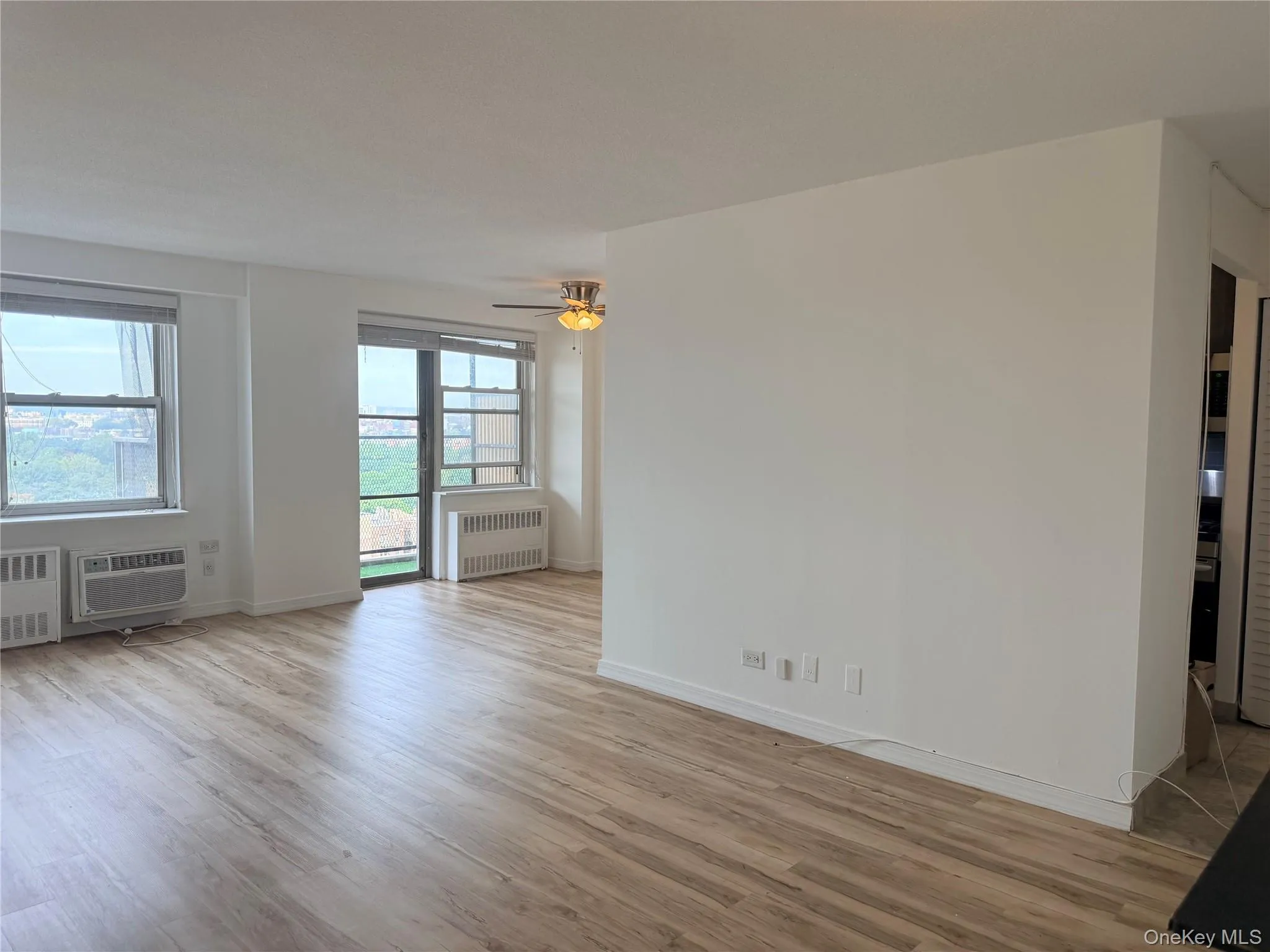 2550 Olinville Avenue, New York, NY, 1 Bedroom Bedrooms, 4 Rooms Rooms,1 BathroomBathrooms,Residential,For Rent,Olinville,0,1057764 2550 Olinville Avenue, New York, NY, 1 Bedroom Bedrooms, 4 Rooms Rooms,1 BathroomBathrooms,Residential,For Rent,Olinville,0,1057764