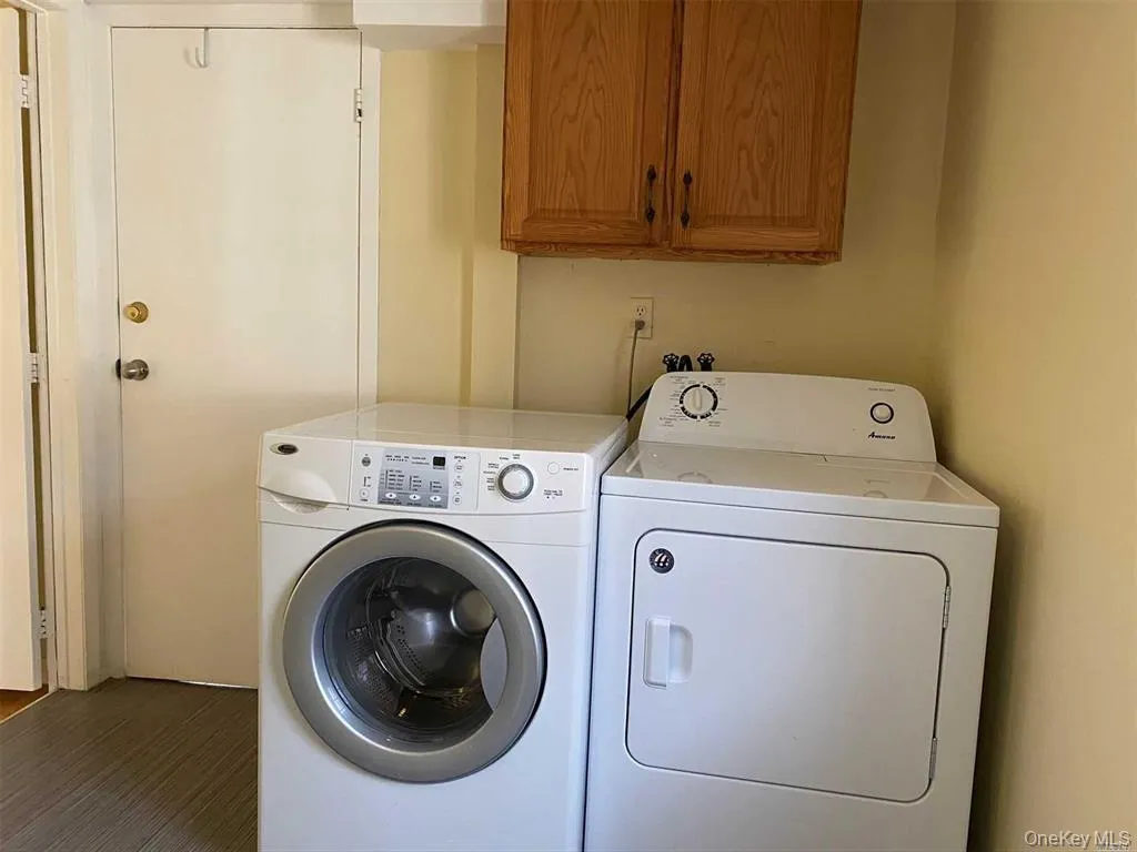 63 Hastings Drive, Brookhaven, NY, 5 Bedroom Bedrooms, 7 Room Rooms,2 BathroomBathrooms,Residential Lease,For Rent,Hastings,0,1057767 63 Hastings Drive, Brookhaven, NY, 5 Bedroom Bedrooms, 7 Room Rooms,2 BathroomBathrooms,Residential Lease,For Rent,Hastings,0,1057767