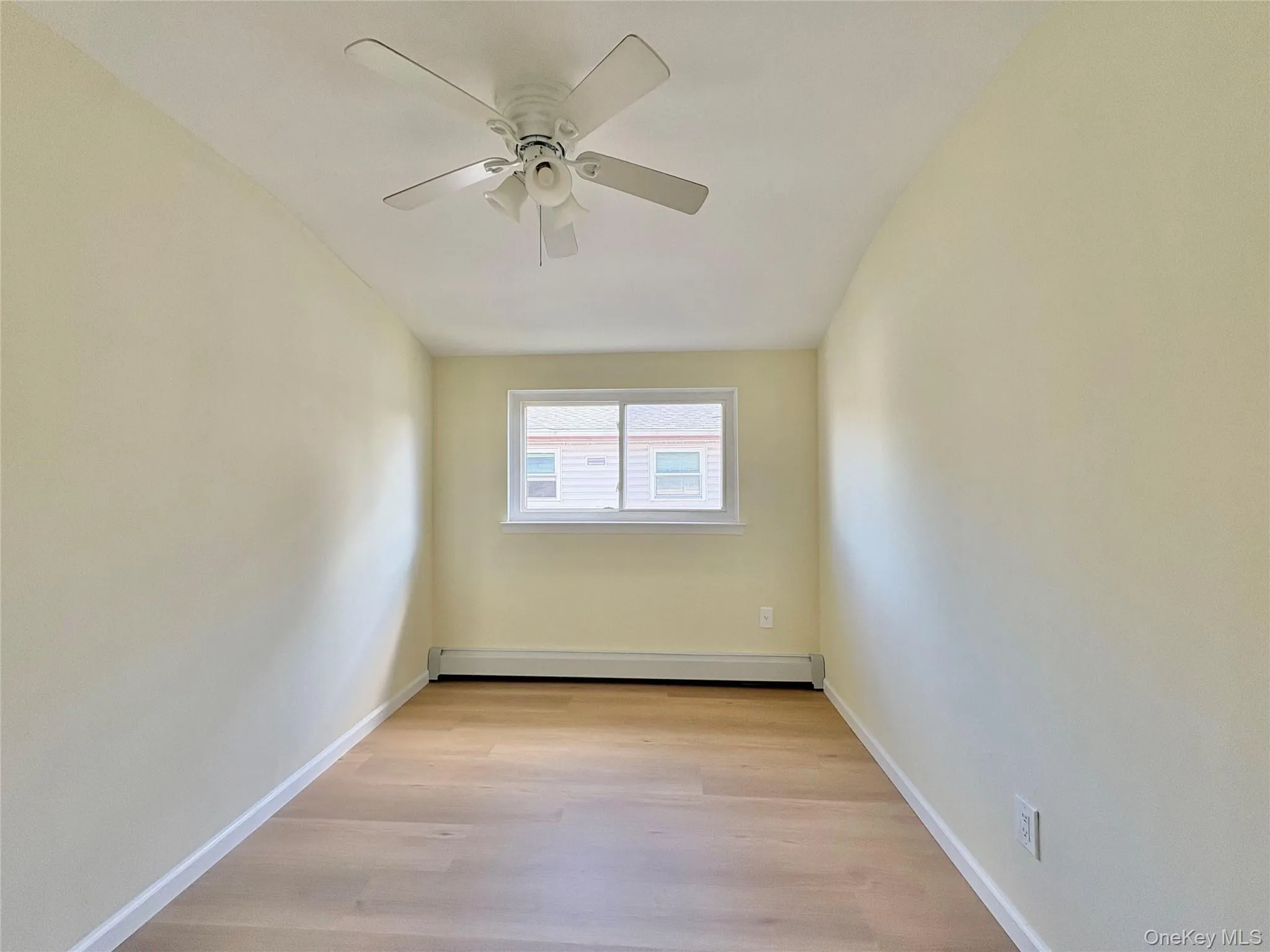 206-50 46th Avenue, New York, NY, 3 Bedrooms Bedrooms, 5 Rooms Rooms,1 BathroomBathrooms,Residential Lease,For Rent,46th,0,1057769 206-50 46th Avenue, New York, NY, 3 Bedrooms Bedrooms, 5 Rooms Rooms,1 BathroomBathrooms,Residential Lease,For Rent,46th,0,1057769