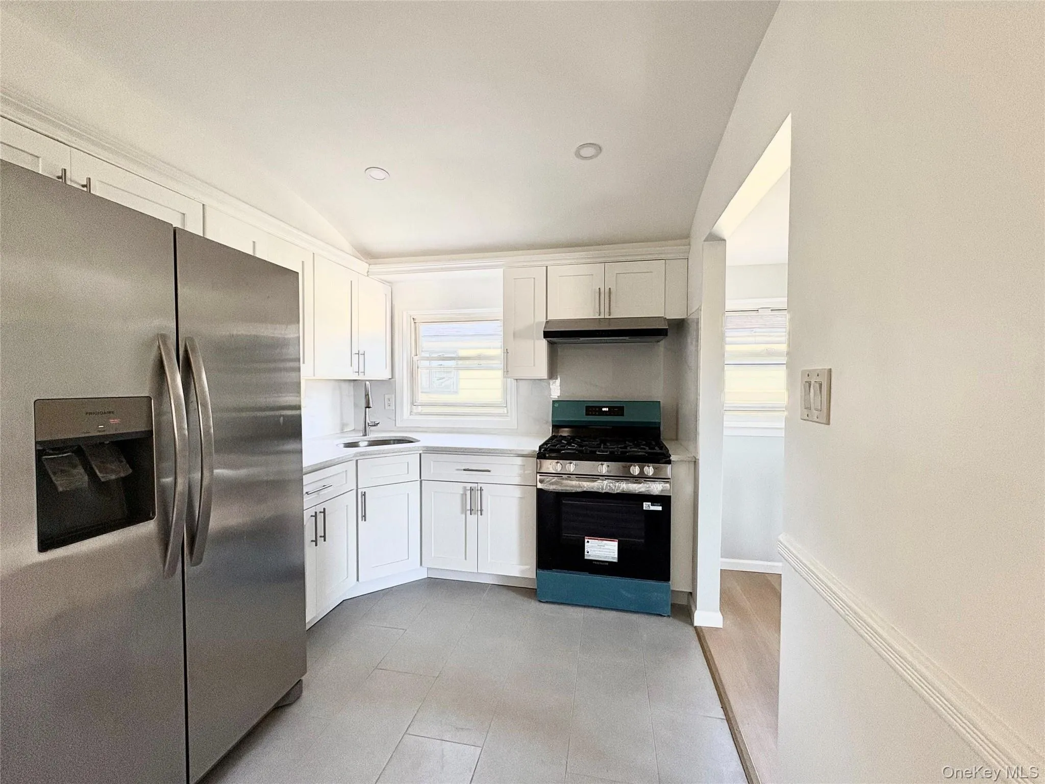 206-50 46th Avenue, New York, NY, 3 Bedrooms Bedrooms, 5 Rooms Rooms,1 BathroomBathrooms,Residential Lease,For Rent,46th,0,1057769 206-50 46th Avenue, New York, NY, 3 Bedrooms Bedrooms, 5 Rooms Rooms,1 BathroomBathrooms,Residential Lease,For Rent,46th,0,1057769